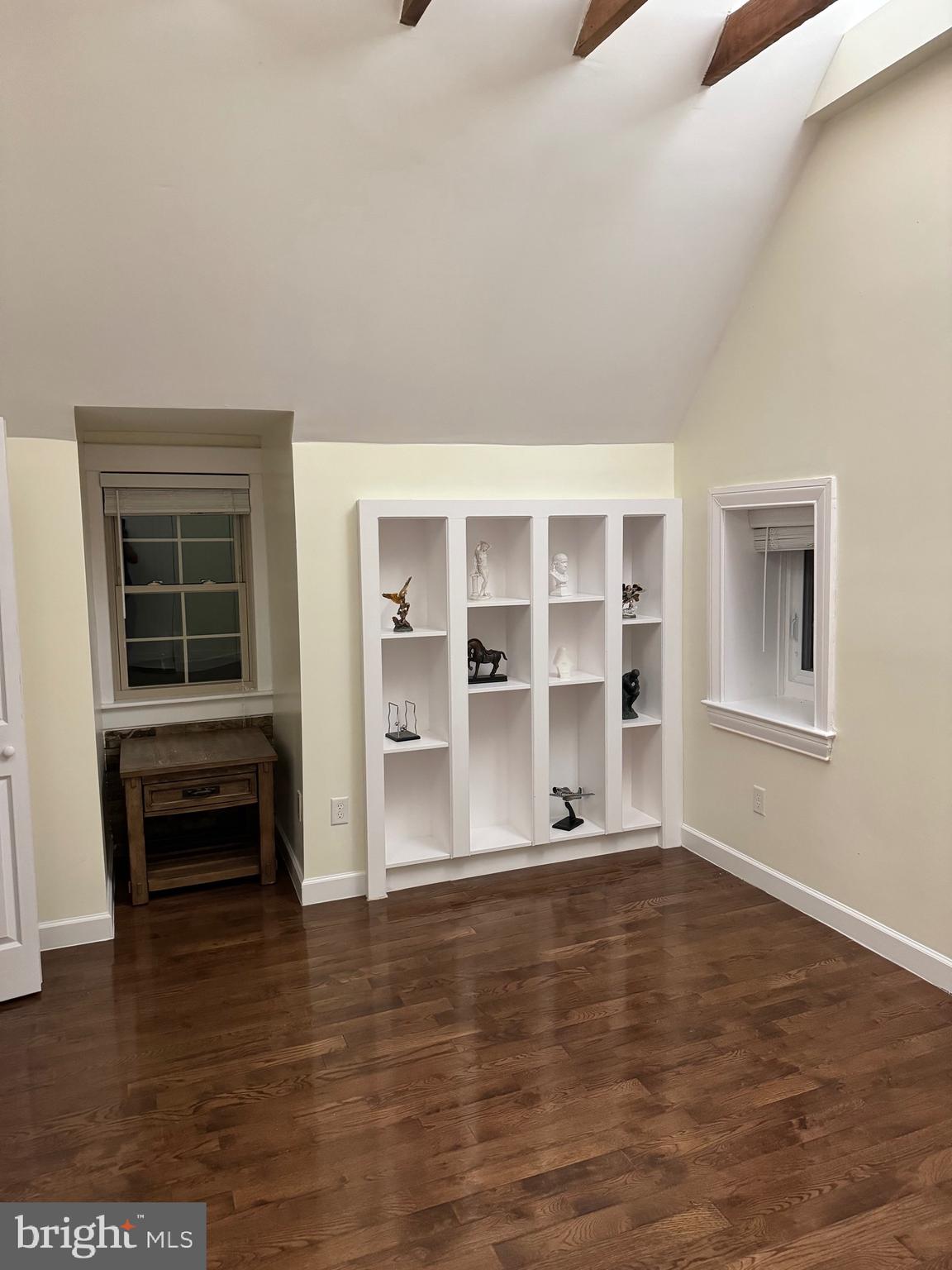 WYNNEWOOD - Residential