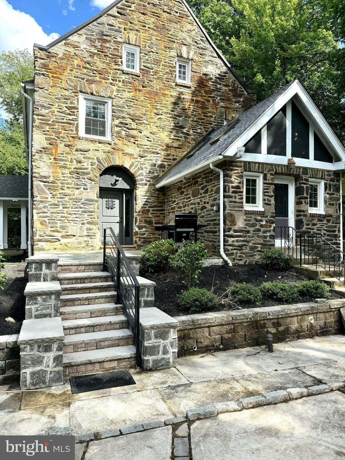 WYNNEWOOD - Residential