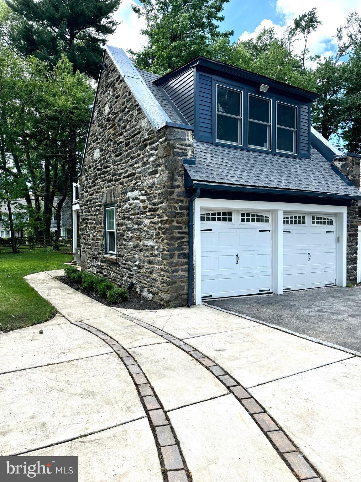 WYNNEWOOD - Residential