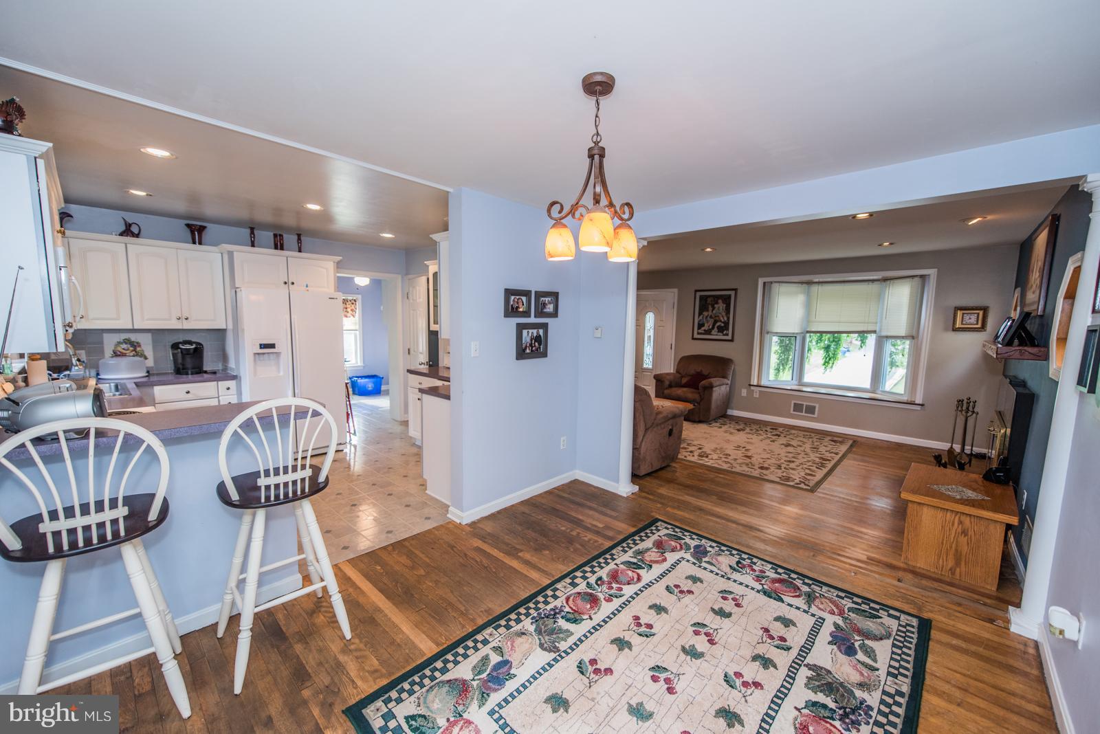 FAIRVIEW COURT - Residential