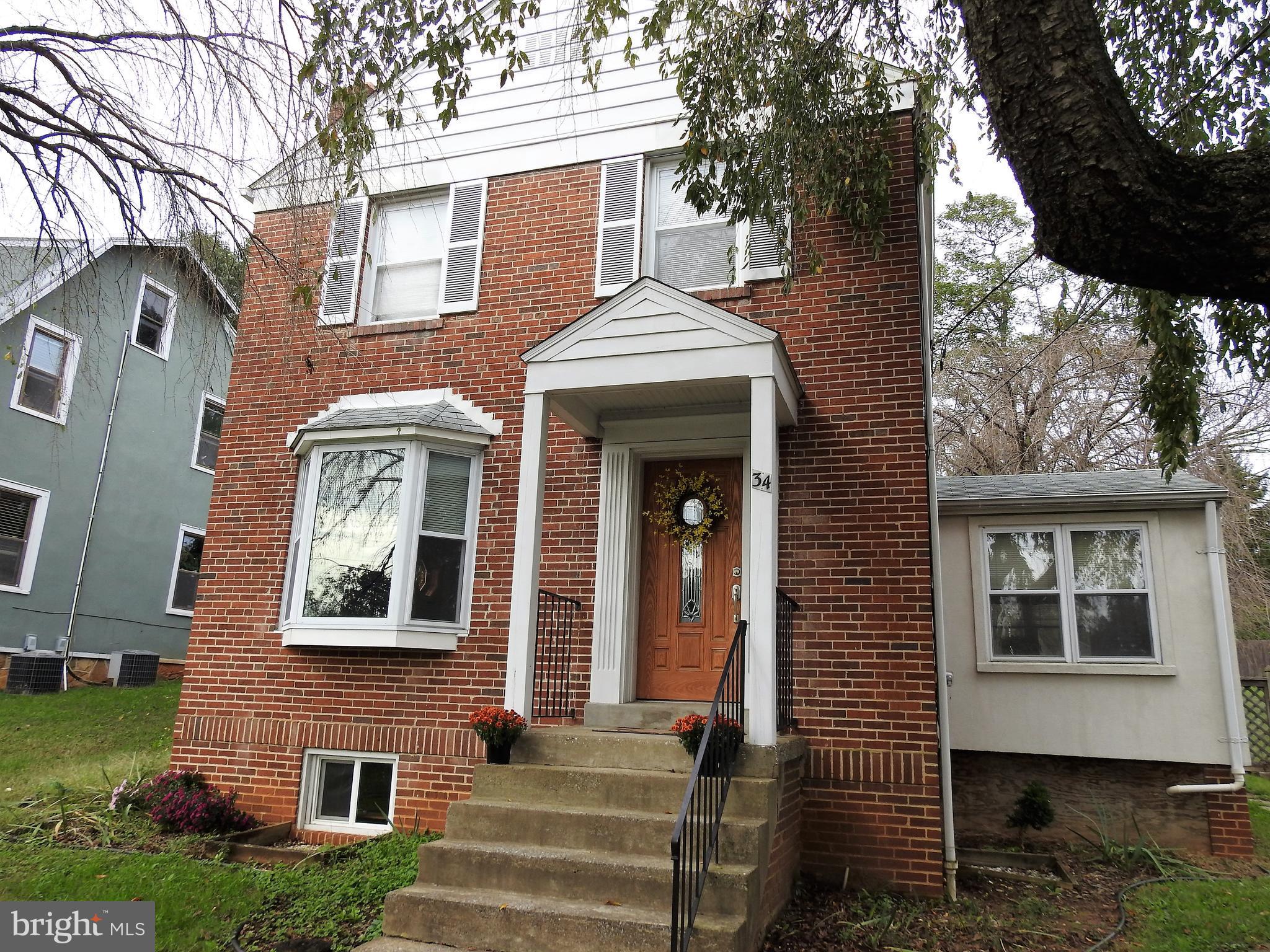 FAIRVIEW COURT - Residential