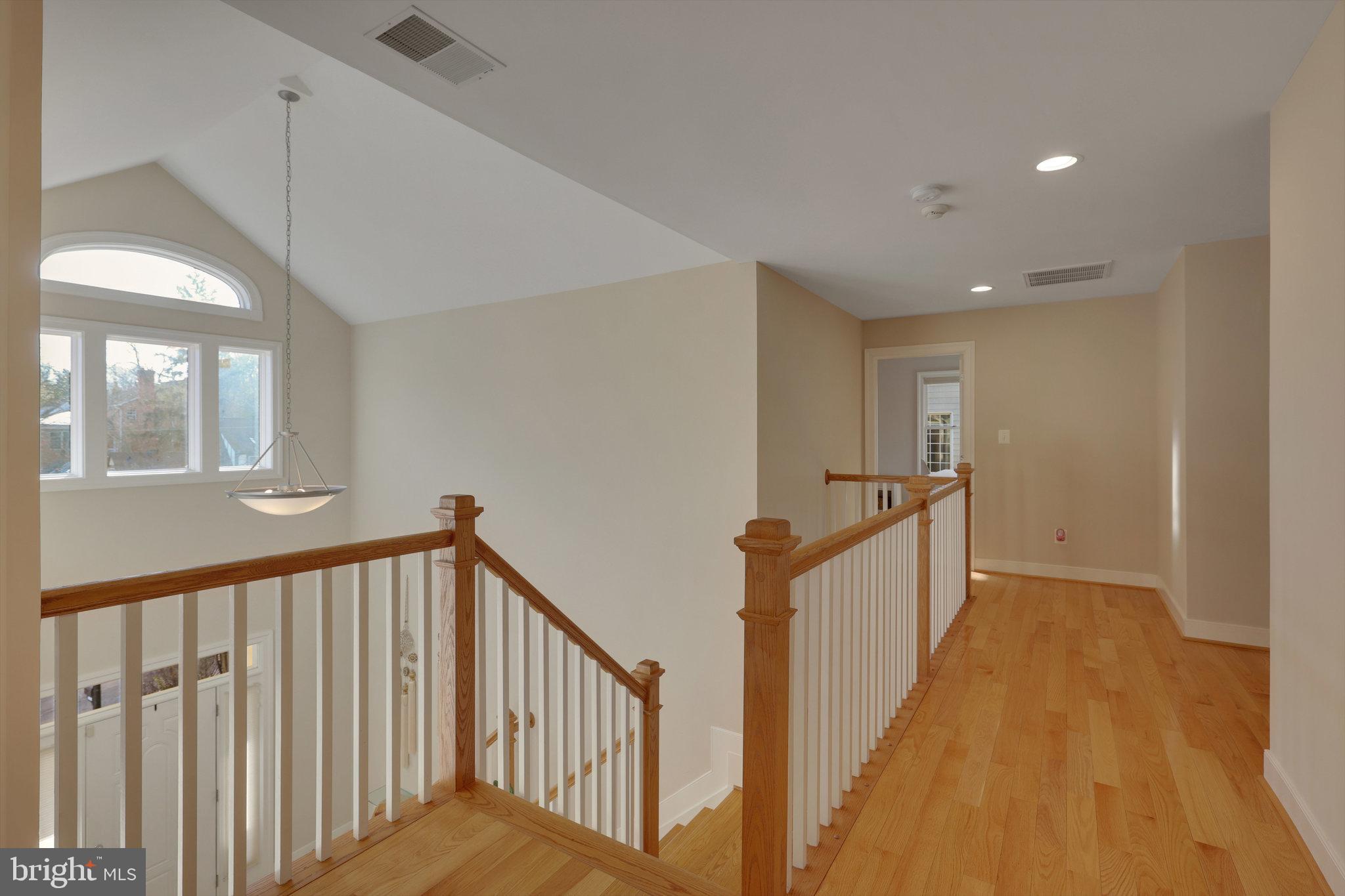 CHESTERBROOK WOODS - Residential Lease