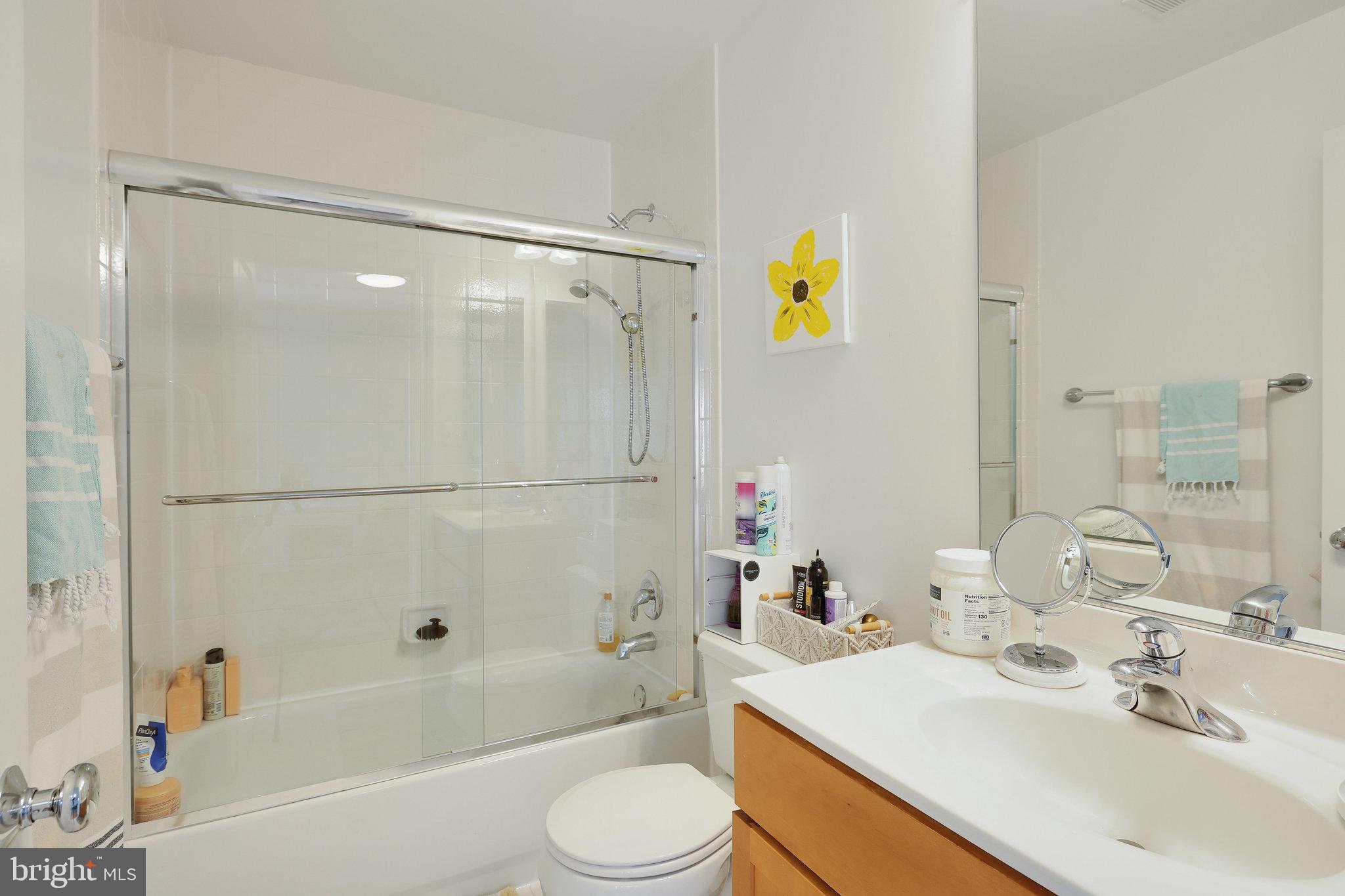 CHESTERBROOK WOODS - Residential Lease