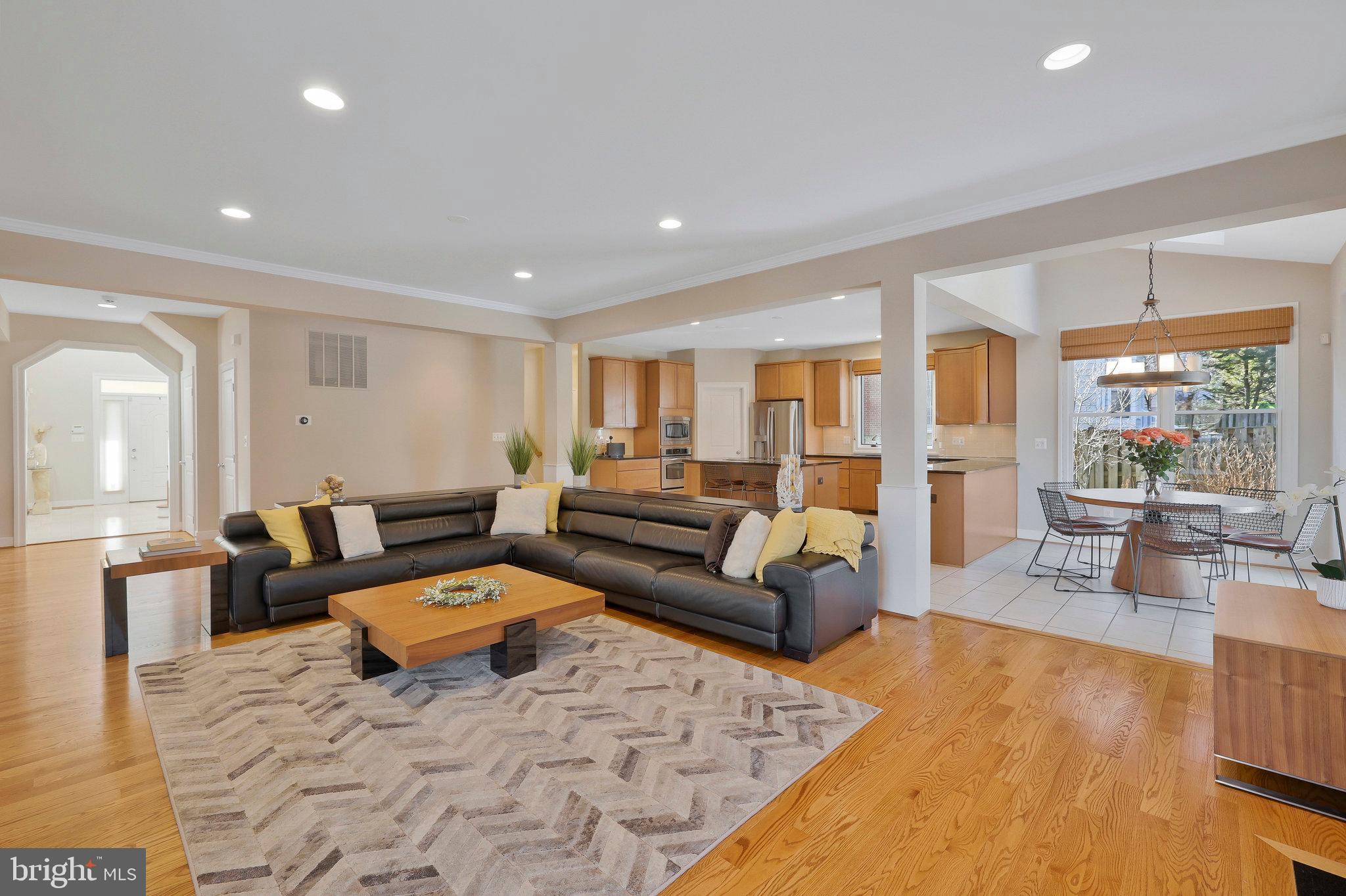 CHESTERBROOK WOODS - Residential Lease