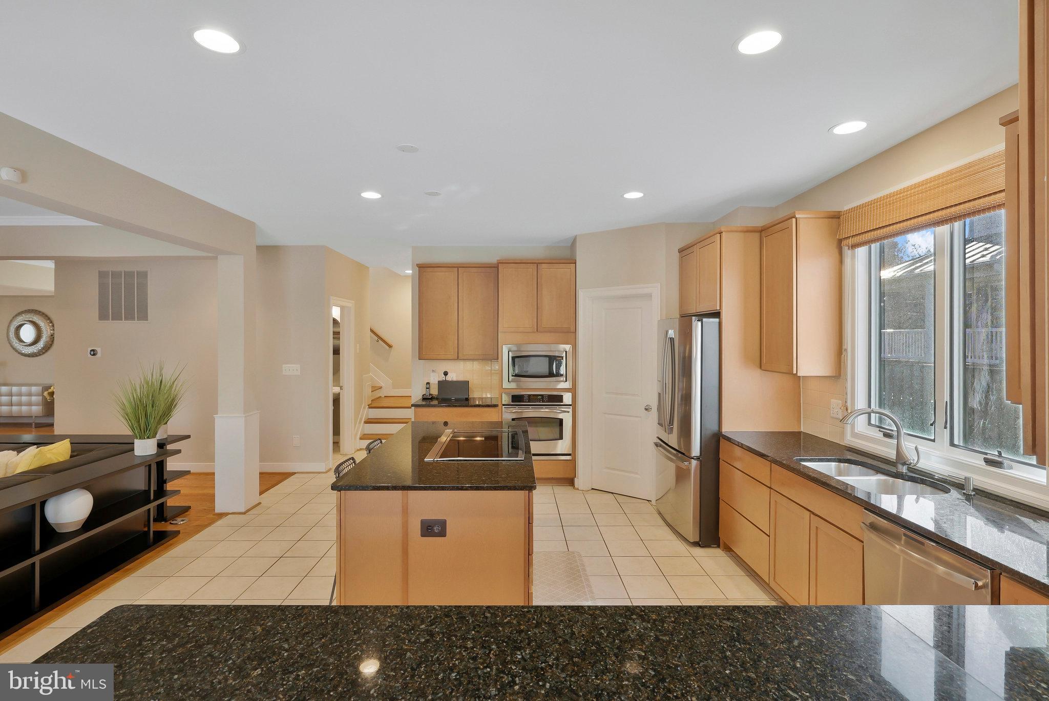 CHESTERBROOK WOODS - Residential Lease