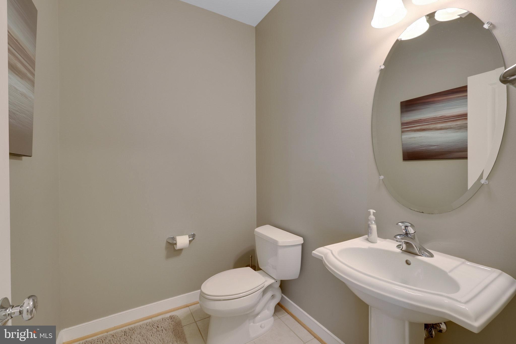 CHESTERBROOK WOODS - Residential Lease