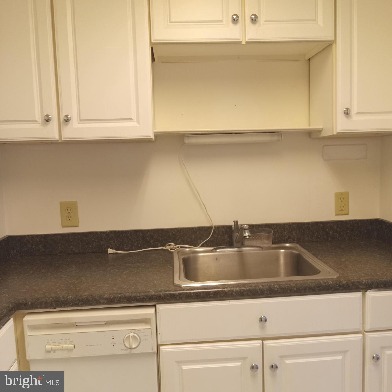 CHARLES TOWN - Residential Lease