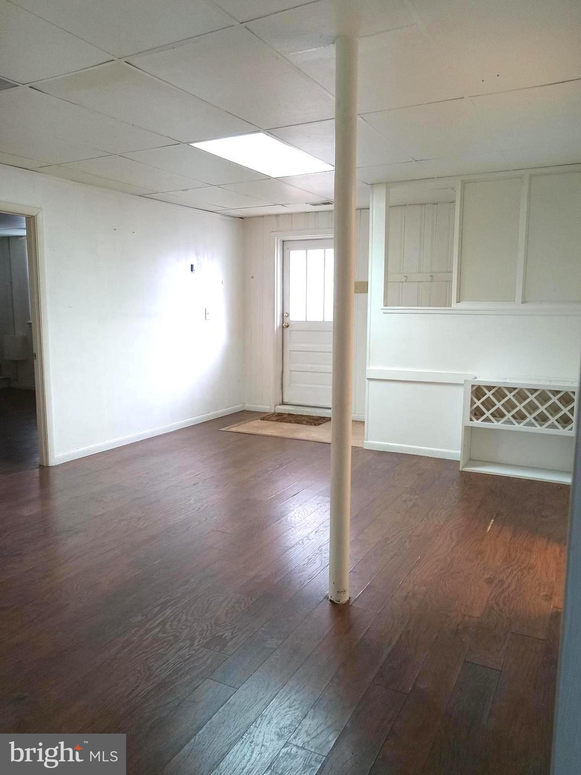 CHARLES TOWN - Residential Lease