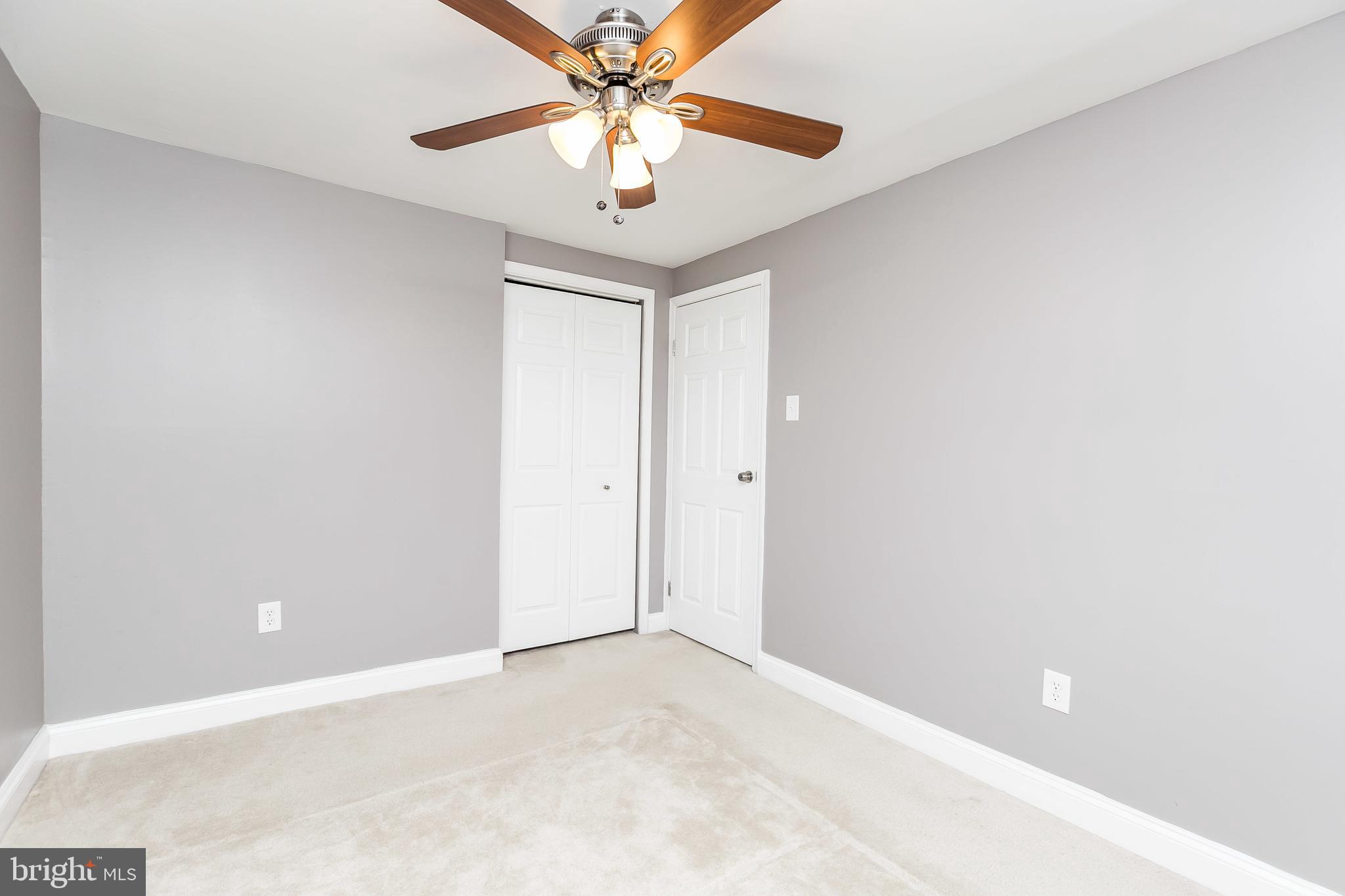 QUEEN ANNE VILLAGE - Residential