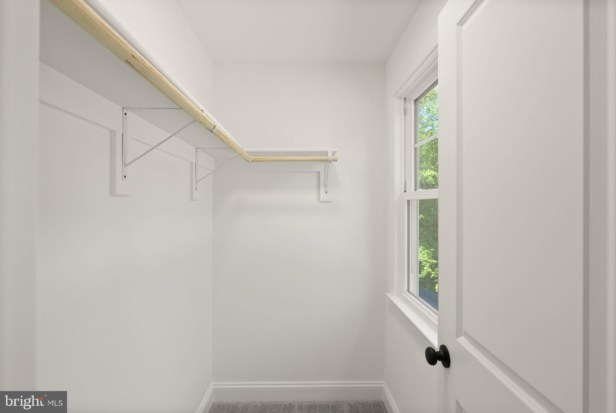 SHERWOOD FOREST - Residential