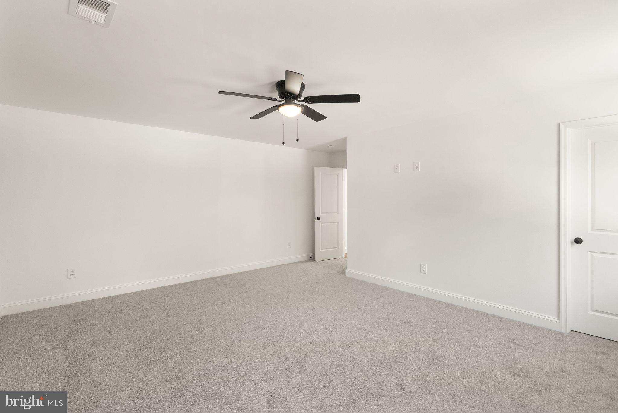 SHERWOOD FOREST - Residential