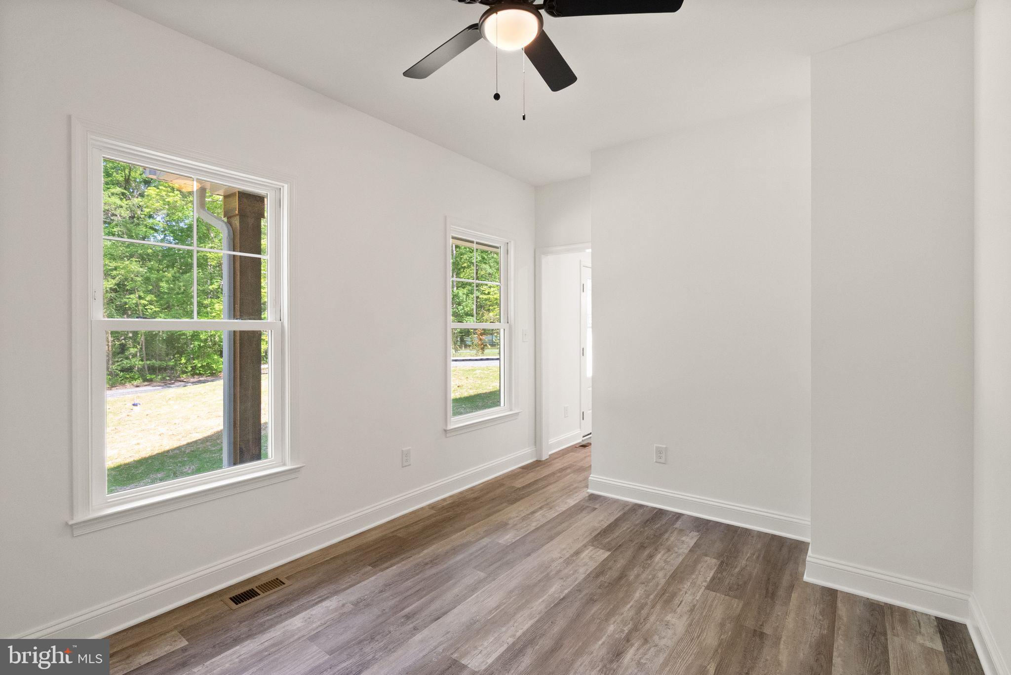 SHERWOOD FOREST - Residential