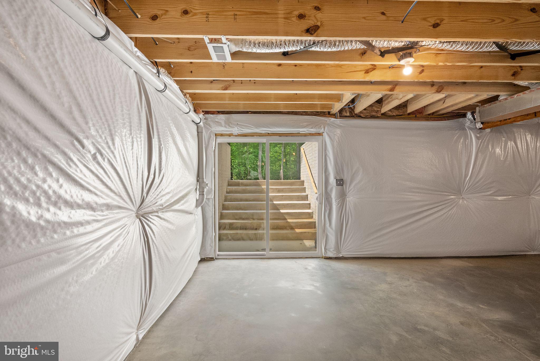 SHERWOOD FOREST - Residential