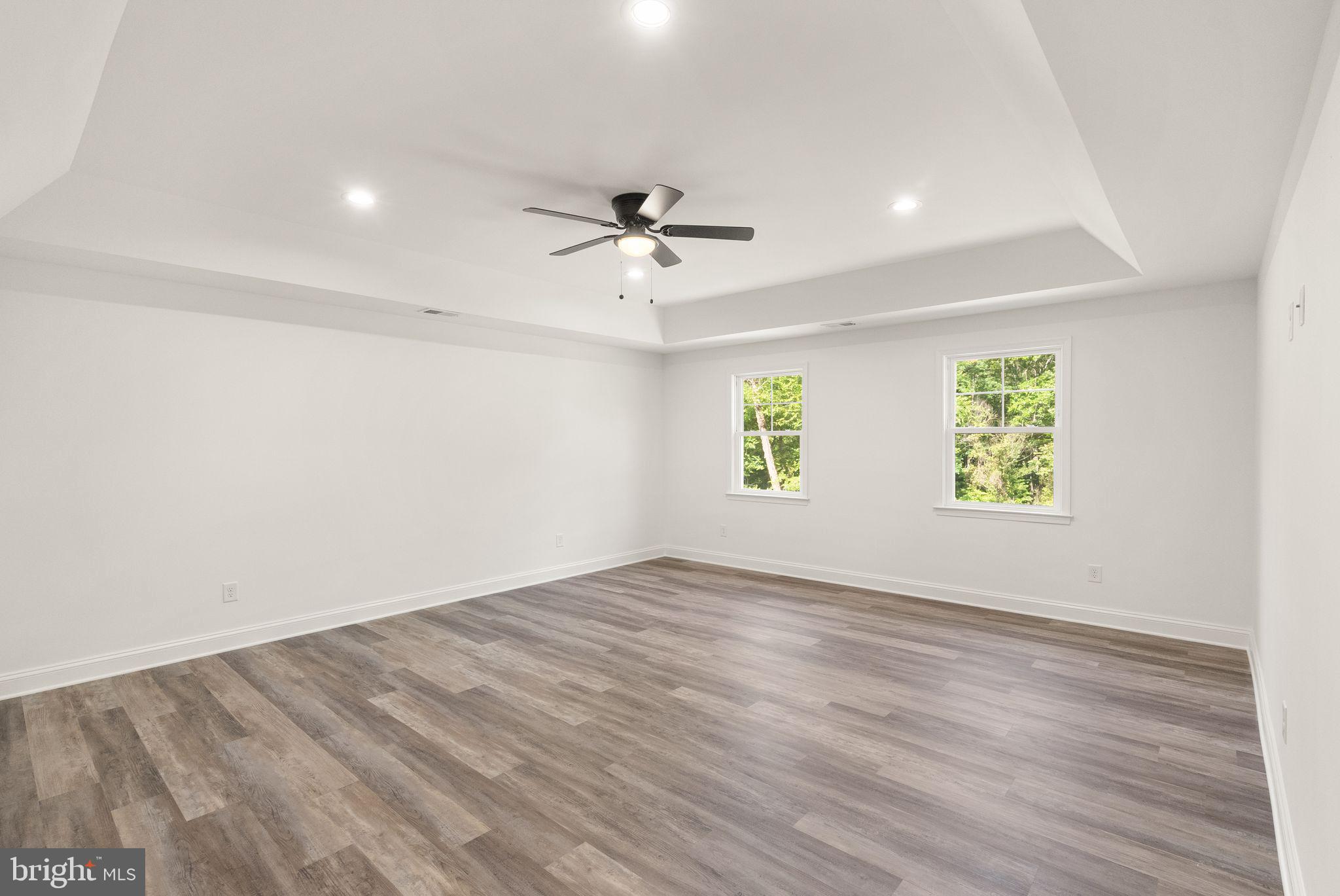 SHERWOOD FOREST - Residential