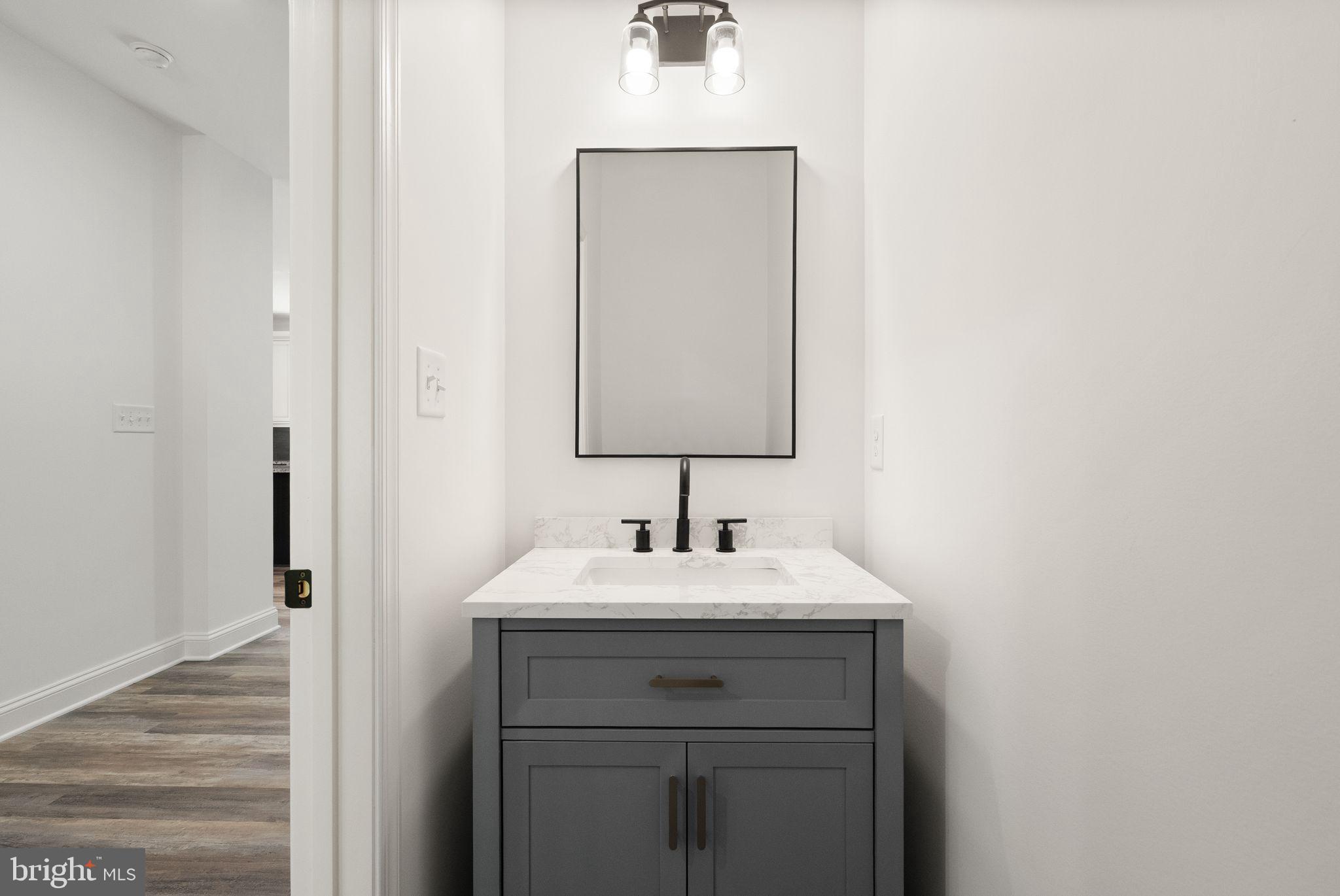 SHERWOOD FOREST - Residential