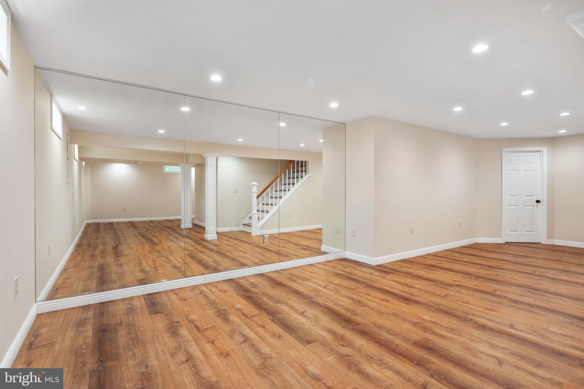 EXETER - Residential