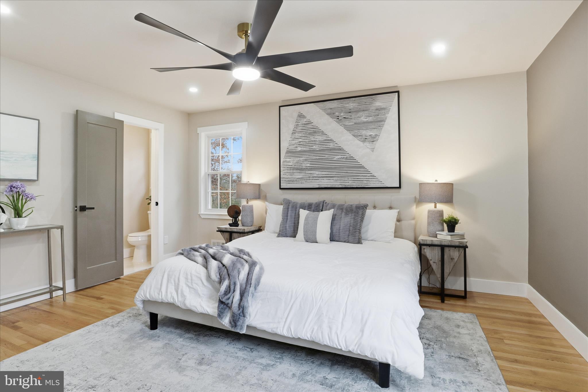 WILTON WOODS - Residential