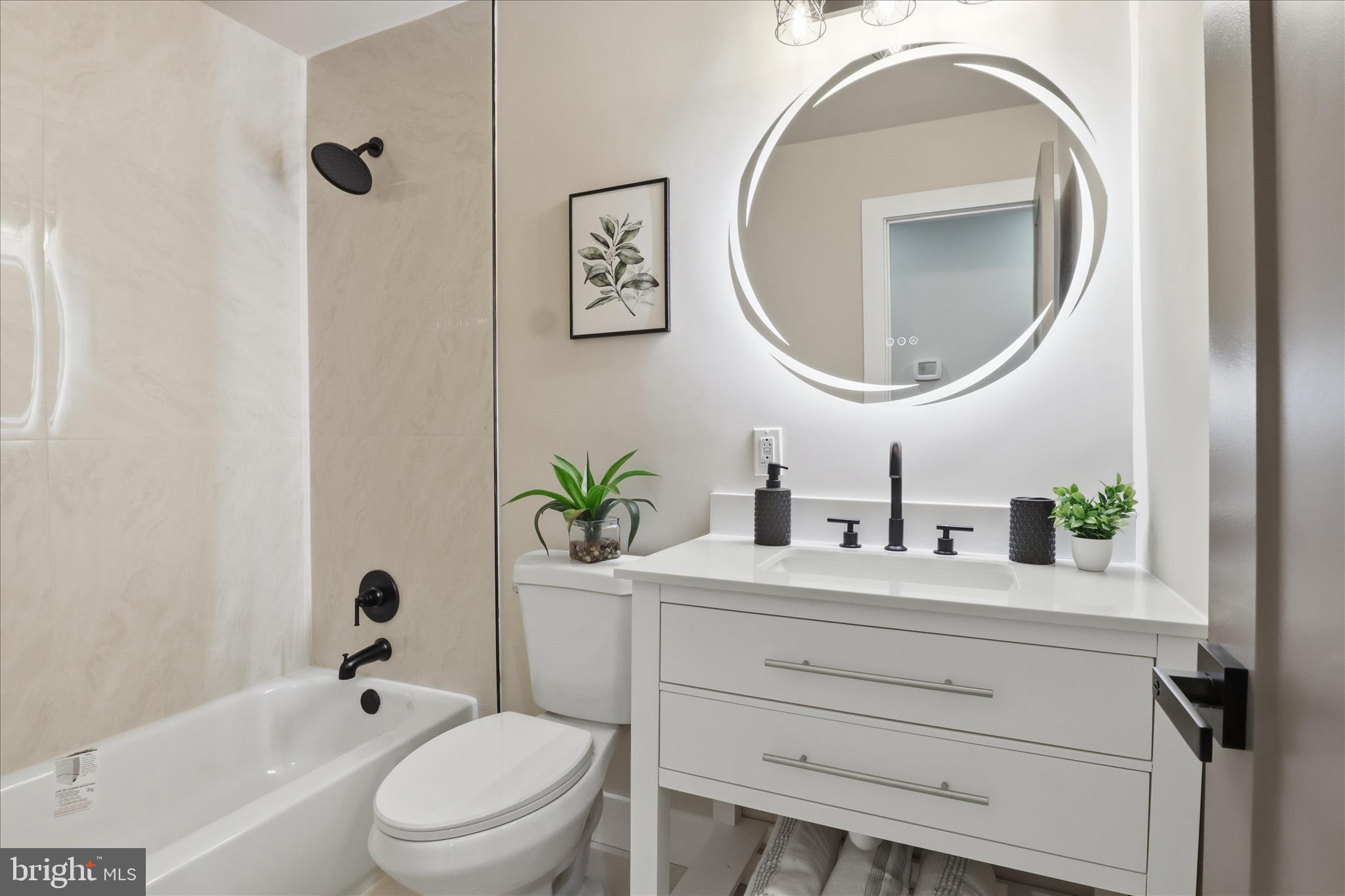 WILTON WOODS - Residential