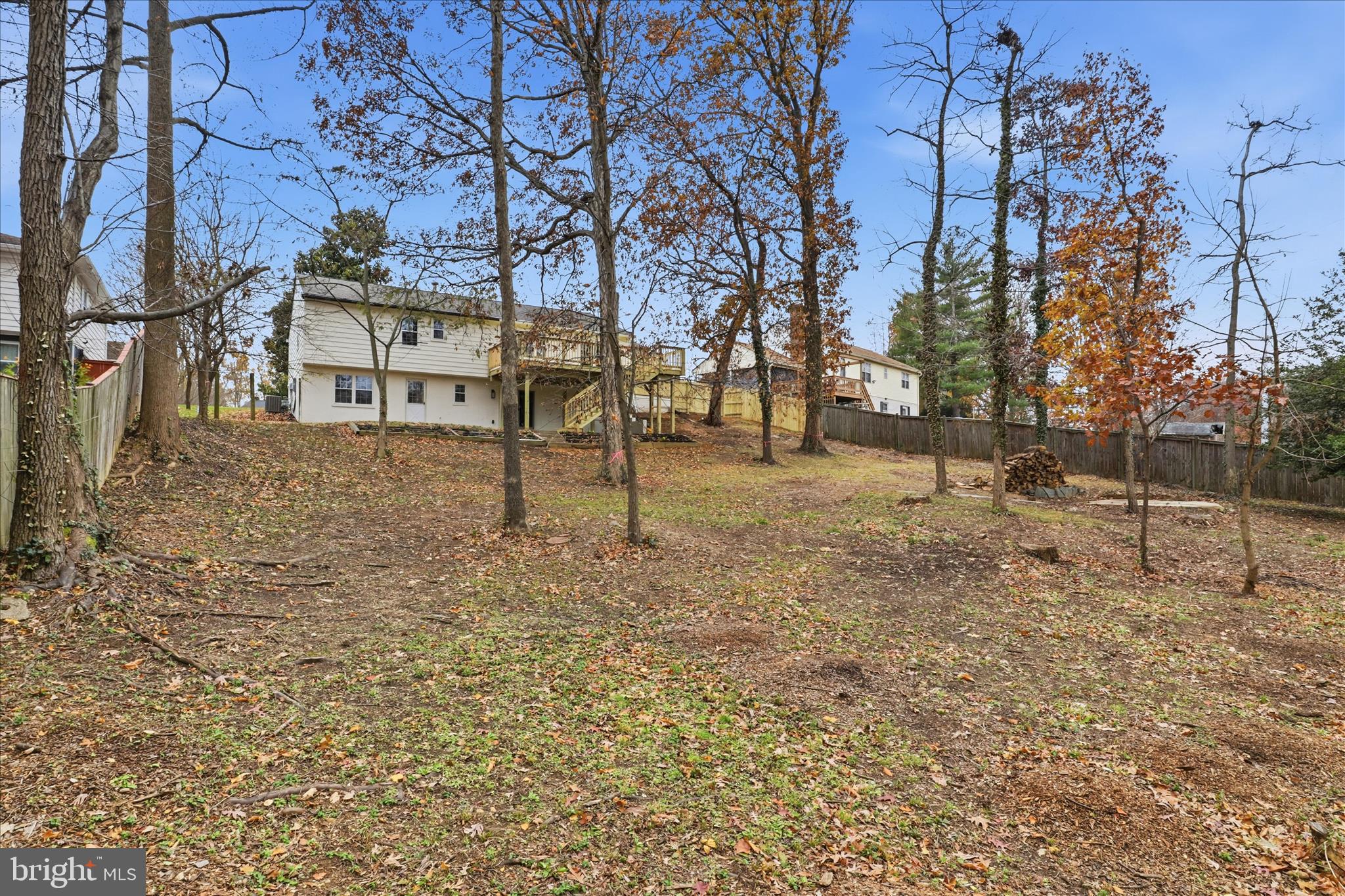 WILTON WOODS - Residential