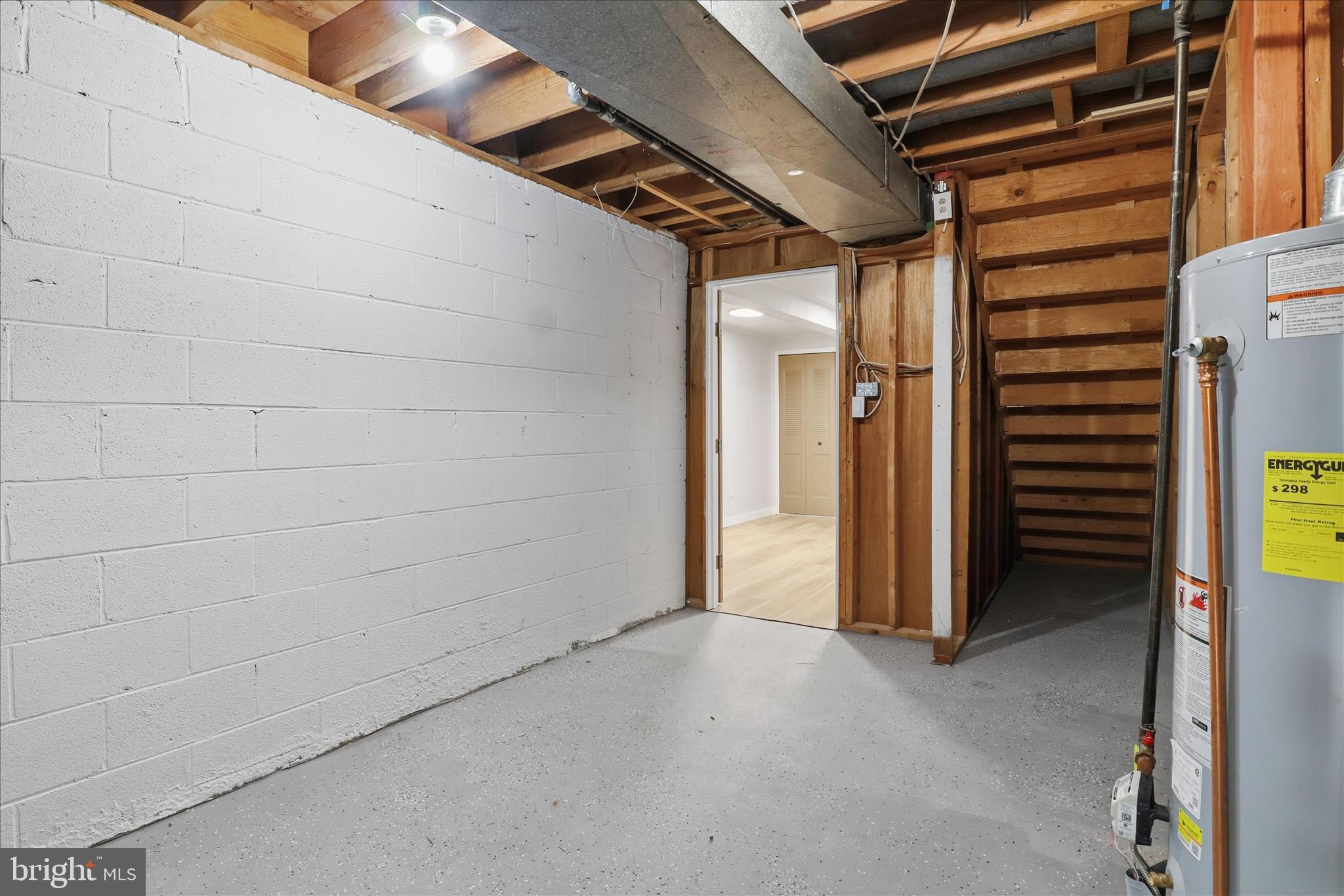 WILTON WOODS - Residential