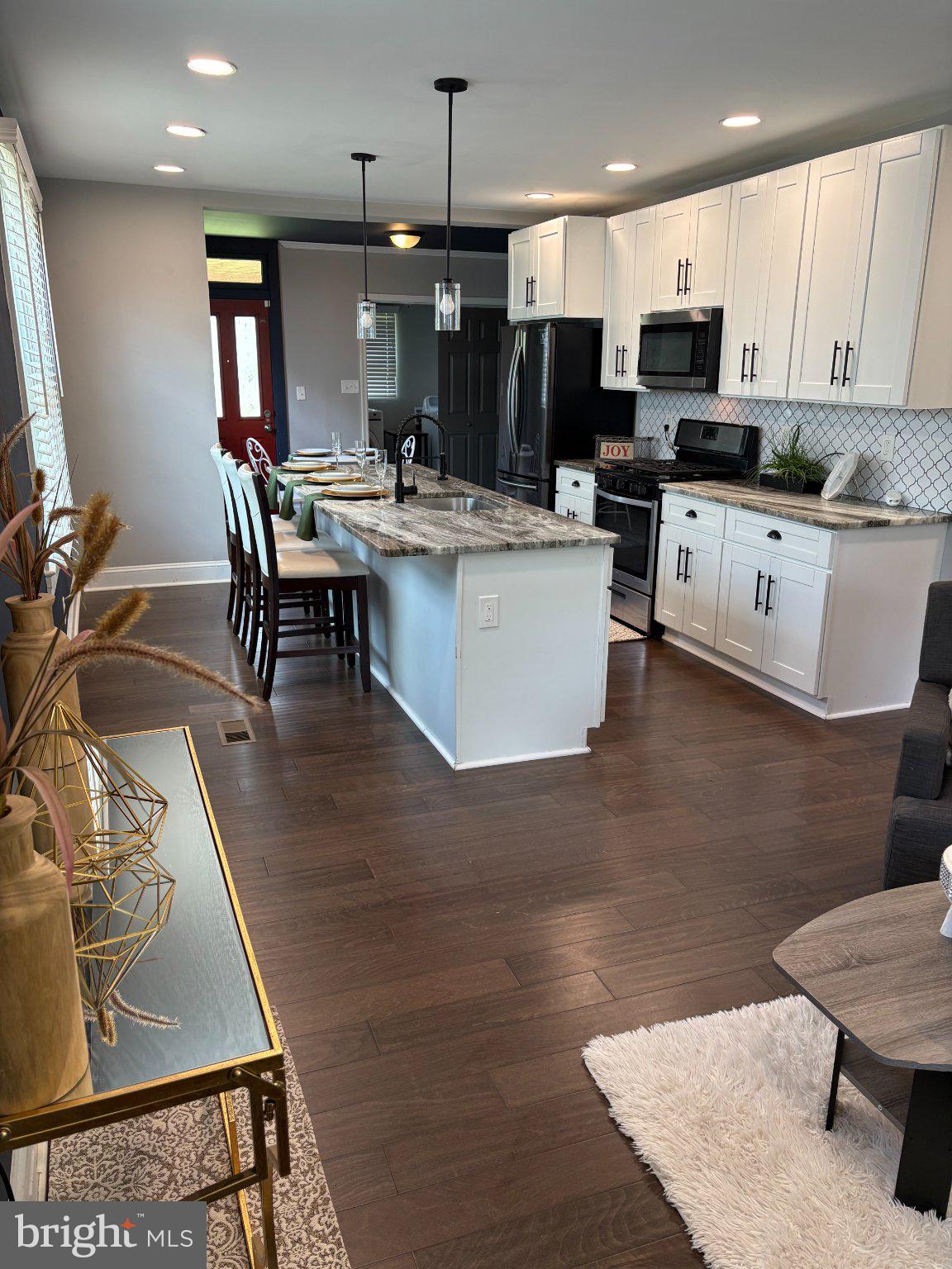 BELMAR/OVERLEA - Residential