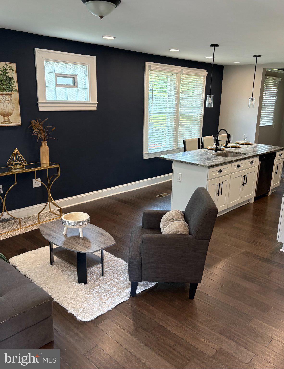 BELMAR/OVERLEA - Residential