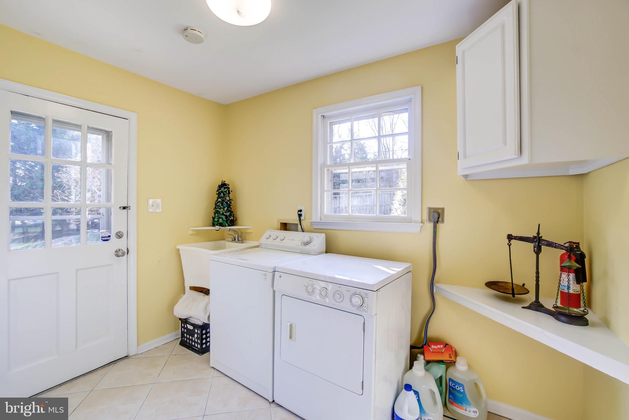 CEDARS OF MC LEAN - Residential