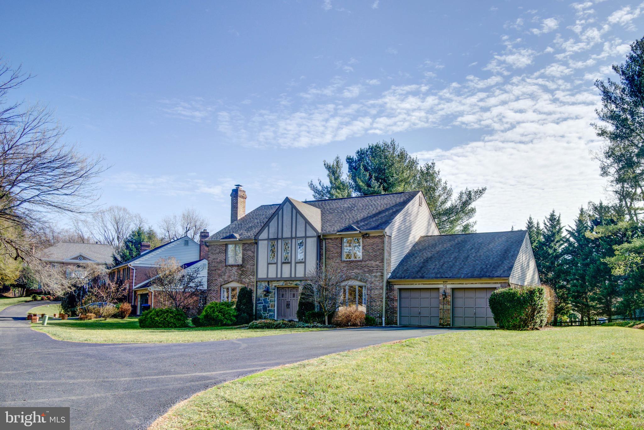 CEDARS OF MC LEAN - Residential