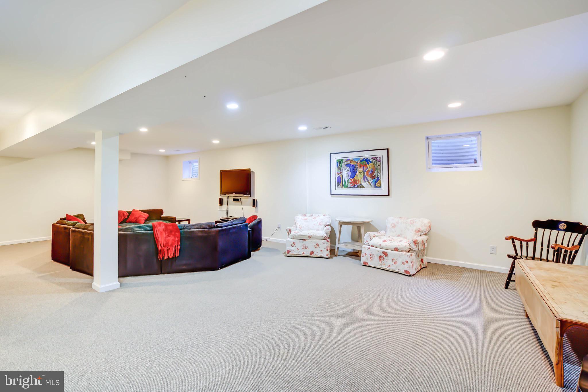 CEDARS OF MC LEAN - Residential