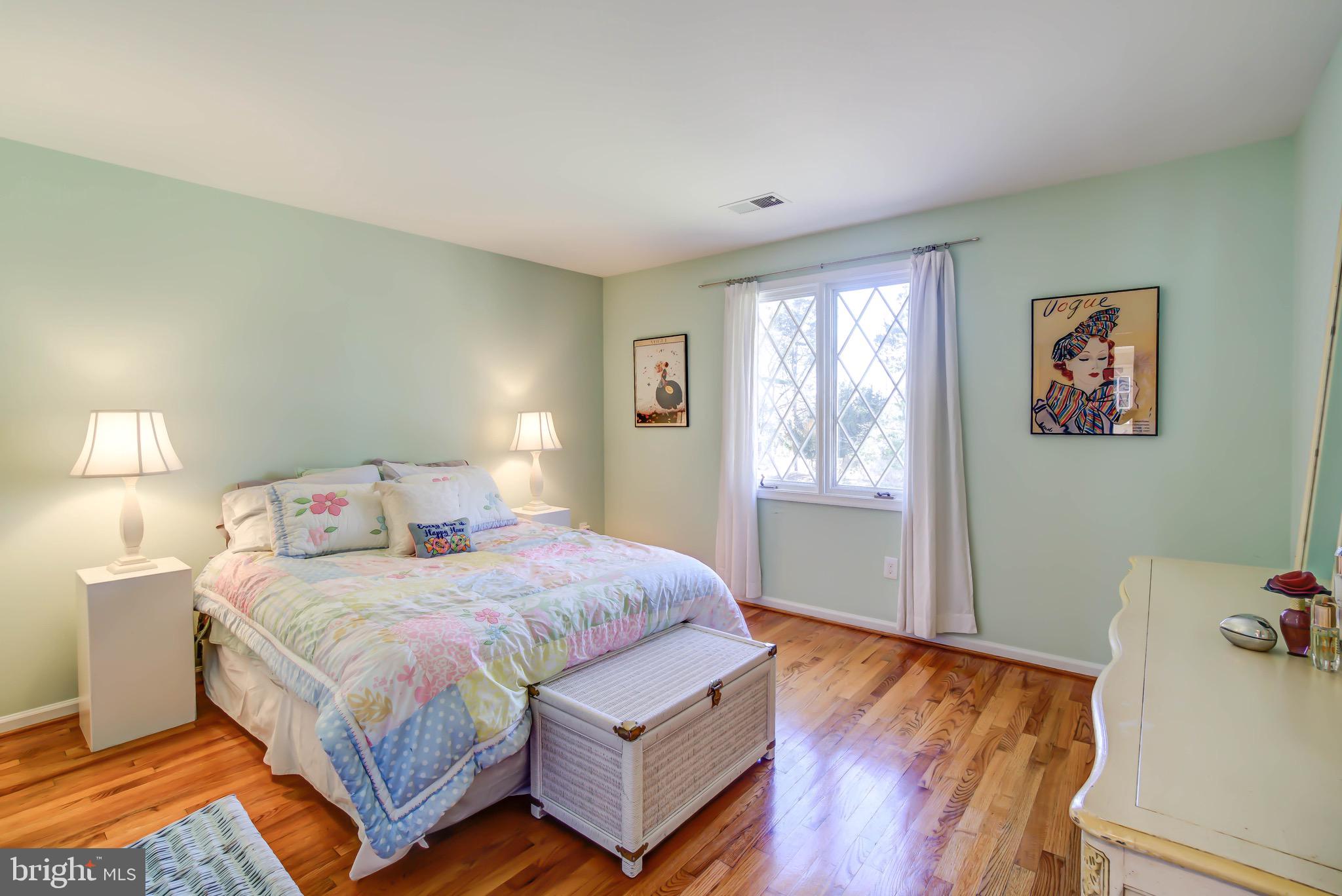 CEDARS OF MC LEAN - Residential