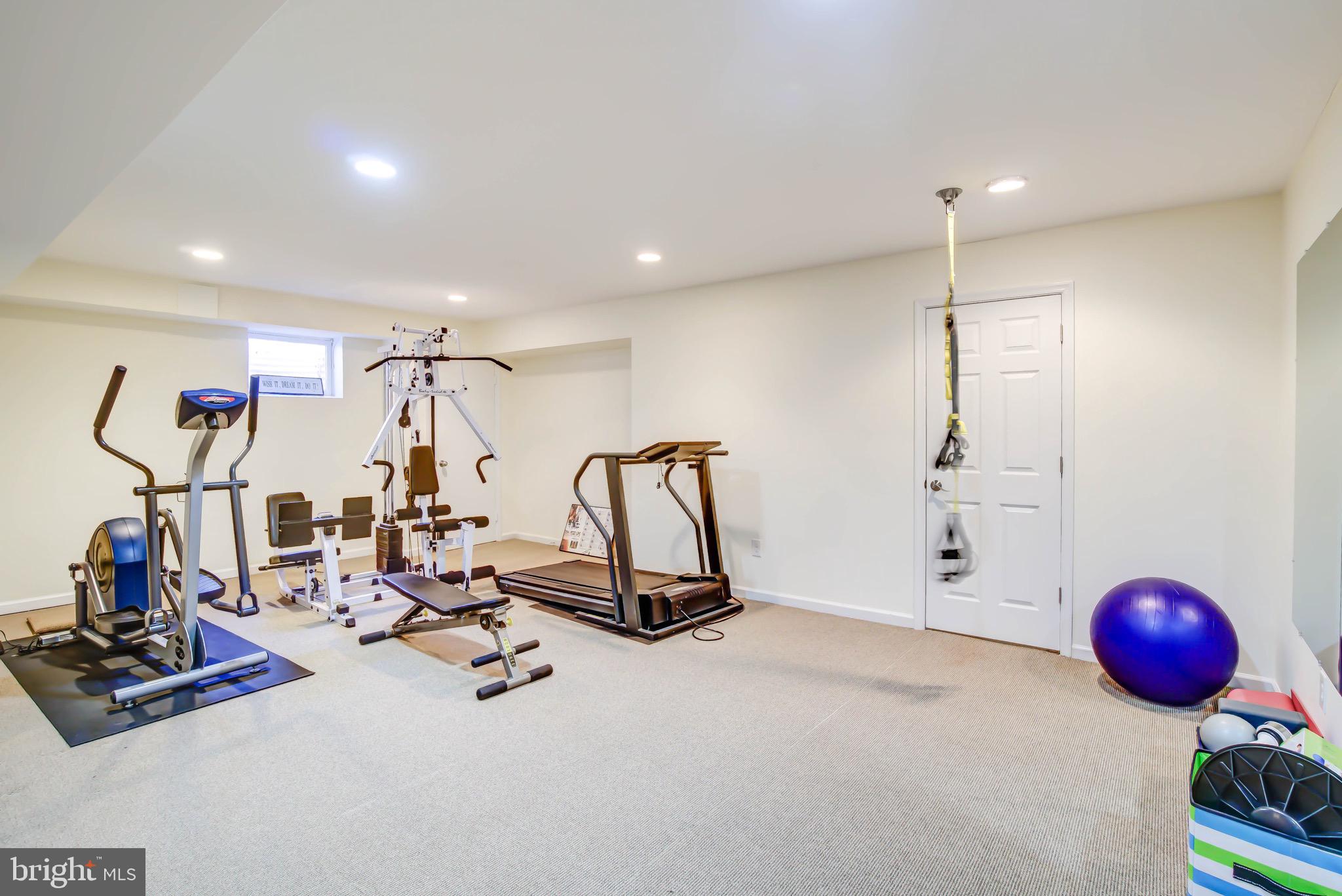 CEDARS OF MC LEAN - Residential