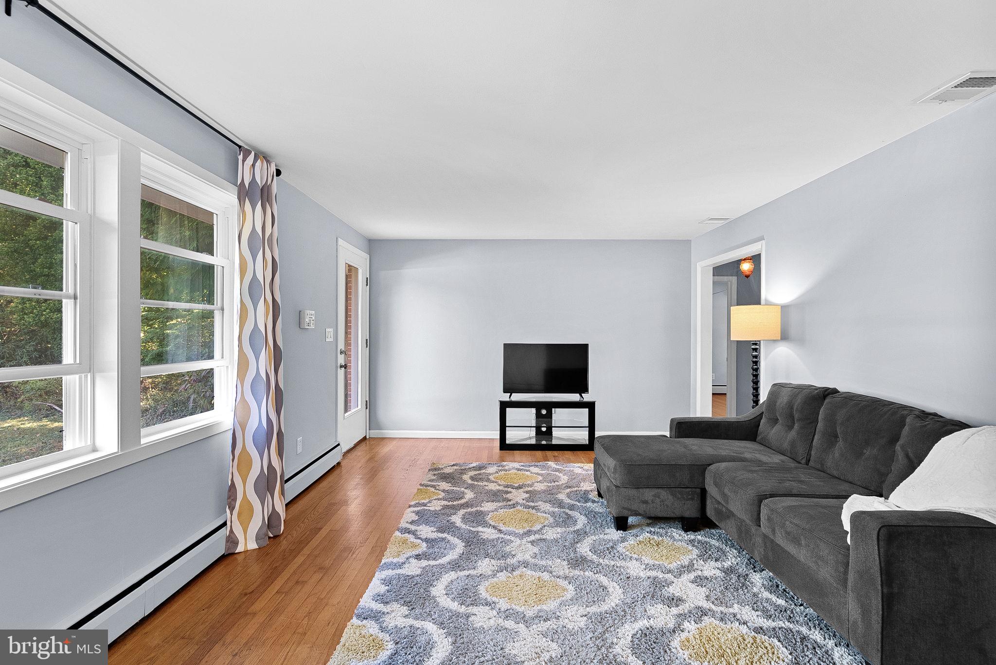 HOPKINS MEAD - Residential