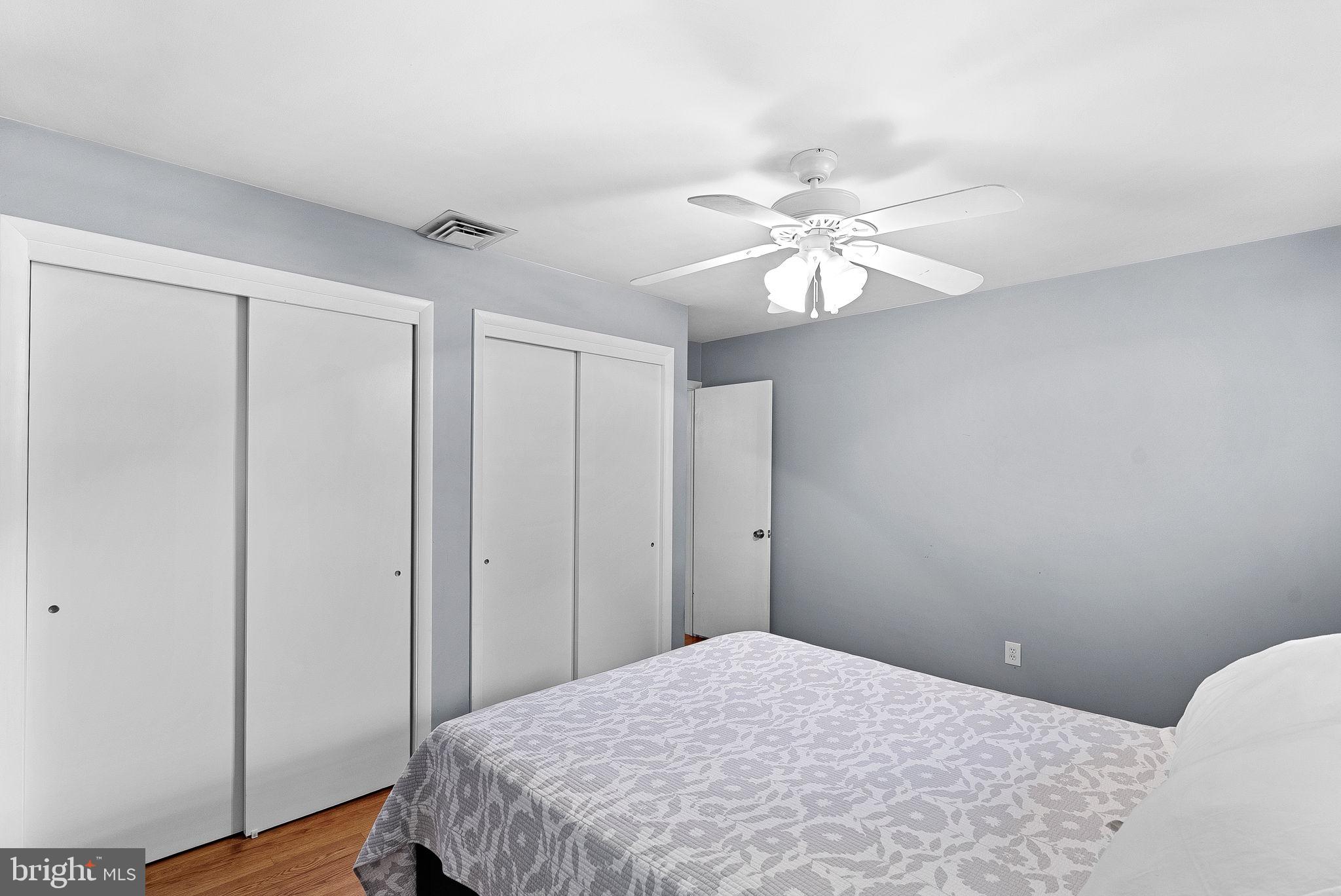 HOPKINS MEAD - Residential