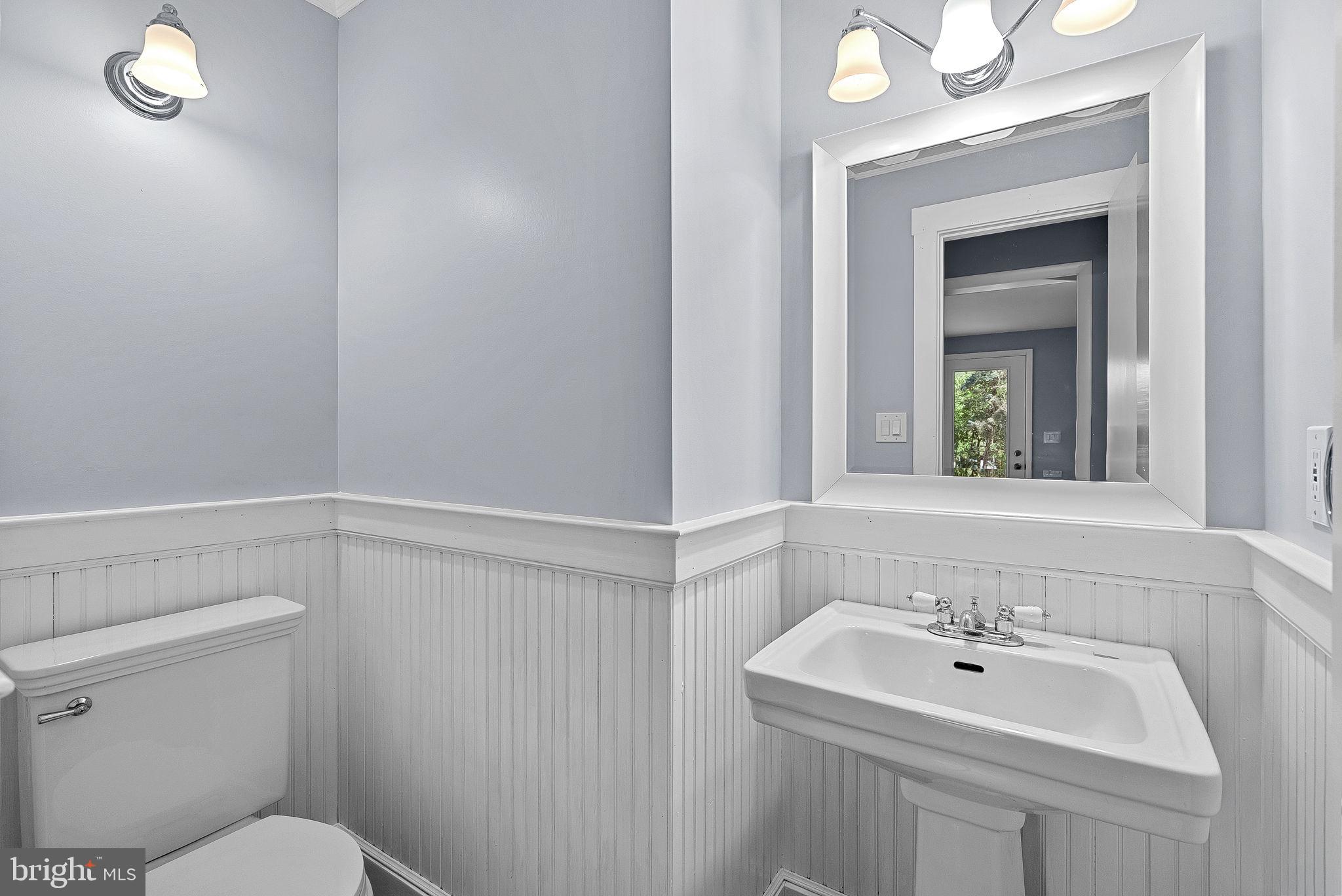 HOPKINS MEAD - Residential