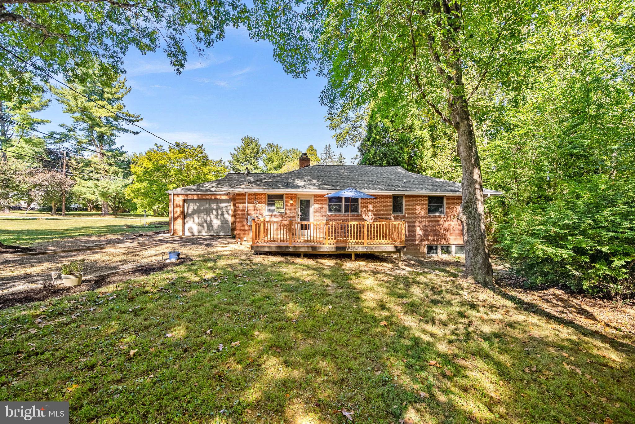 HOPKINS MEAD - Residential