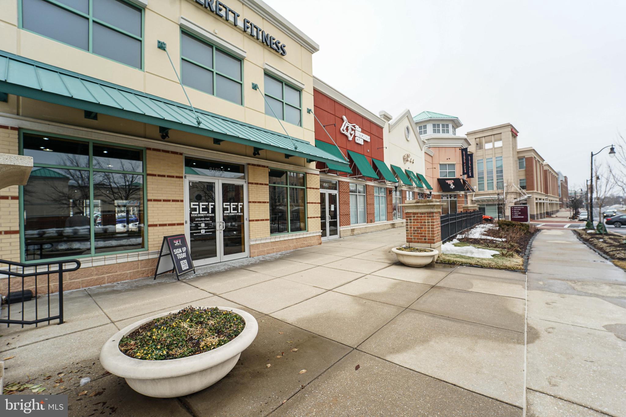 HOPKINS MEAD - Residential