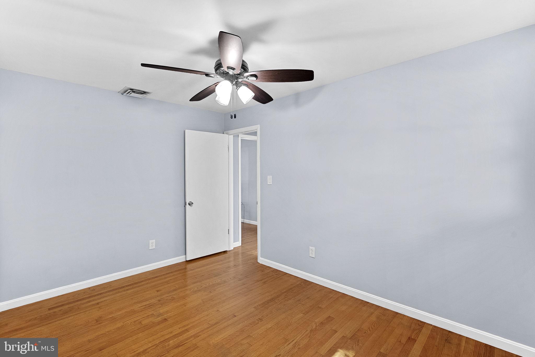 HOPKINS MEAD - Residential