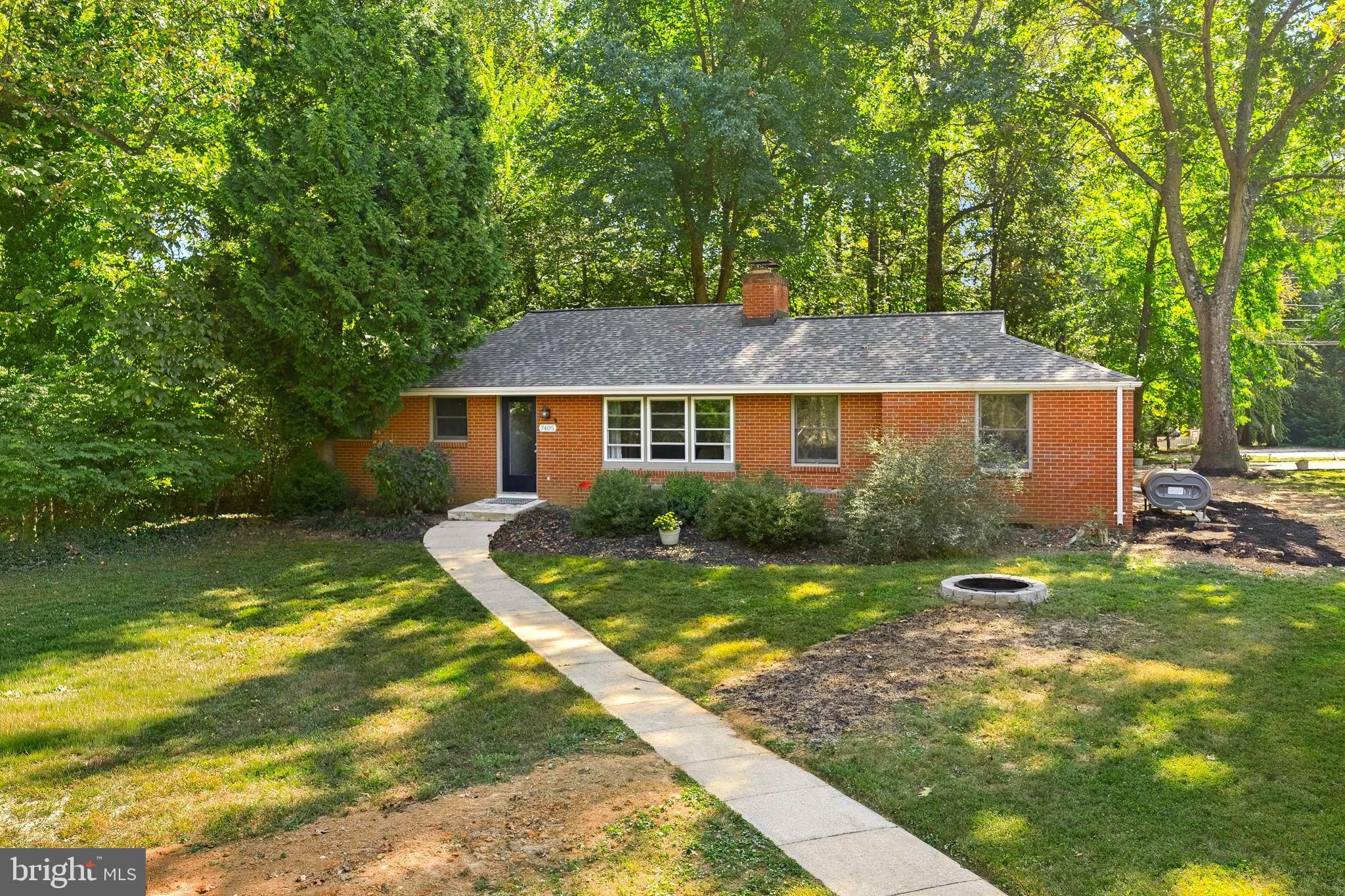 HOPKINS MEAD - Residential