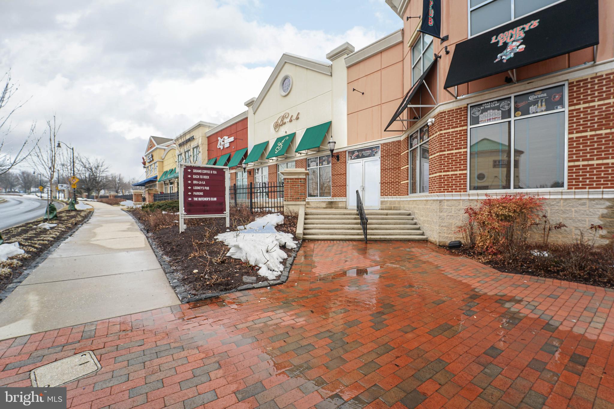 HOPKINS MEAD - Residential