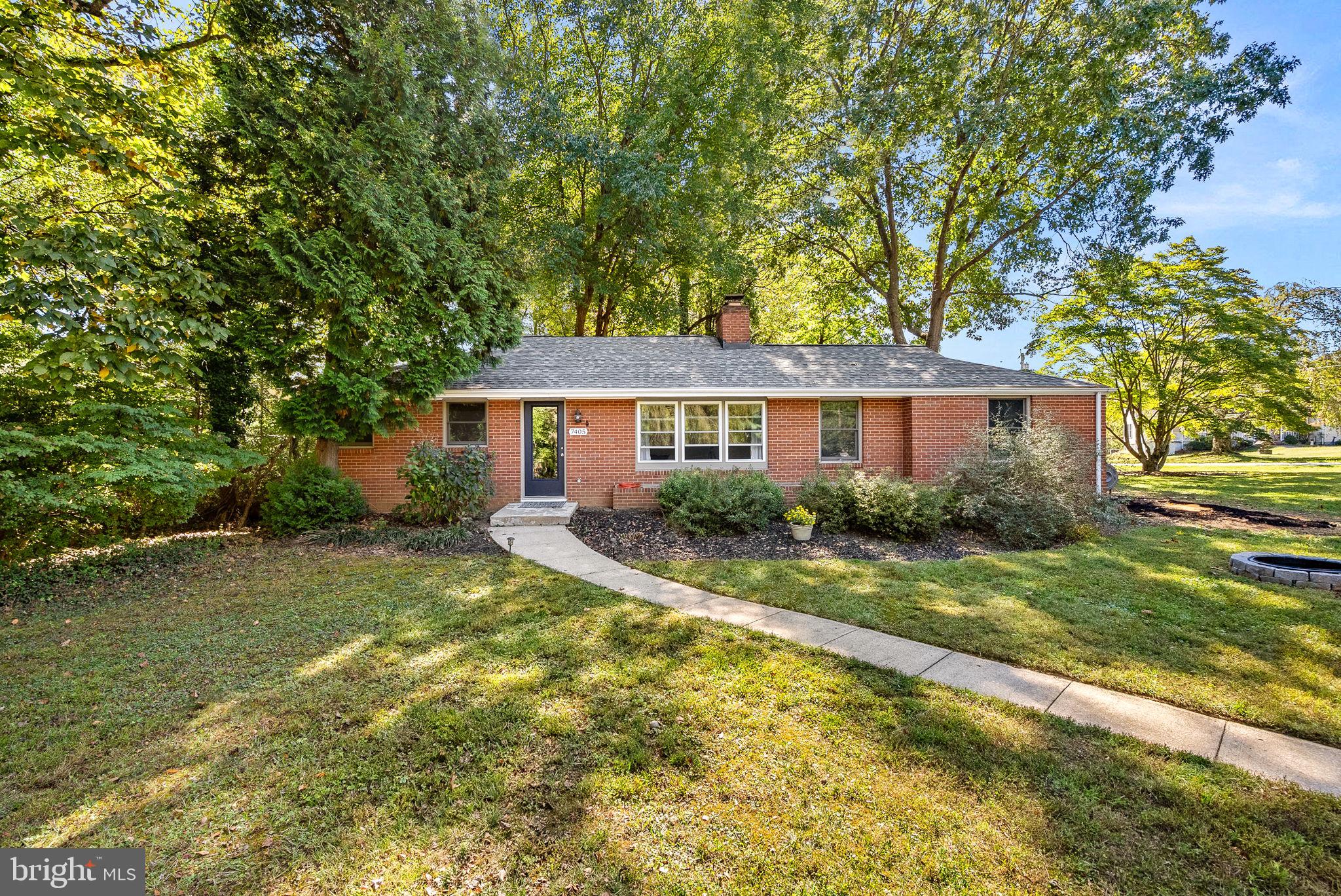 HOPKINS MEAD - Residential