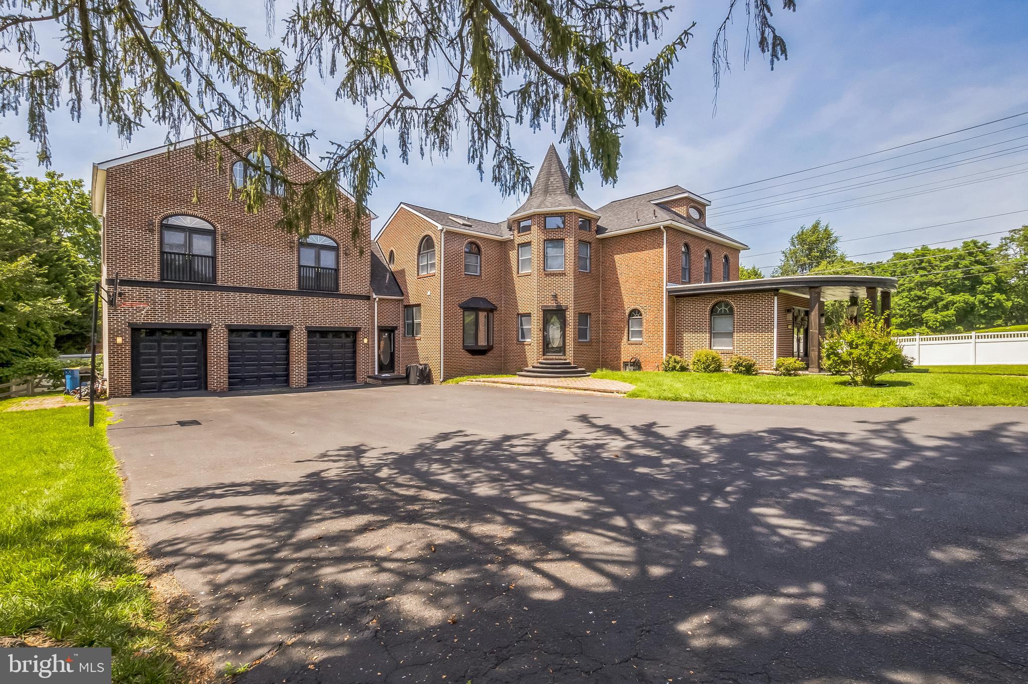 4100 LANCASTER PIKE