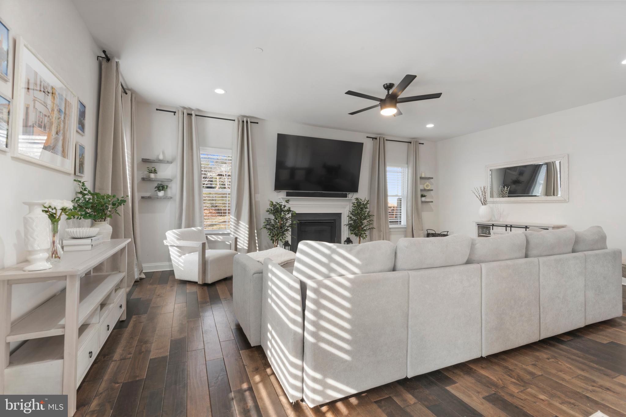 CAPE ST CLAIRE - Residential