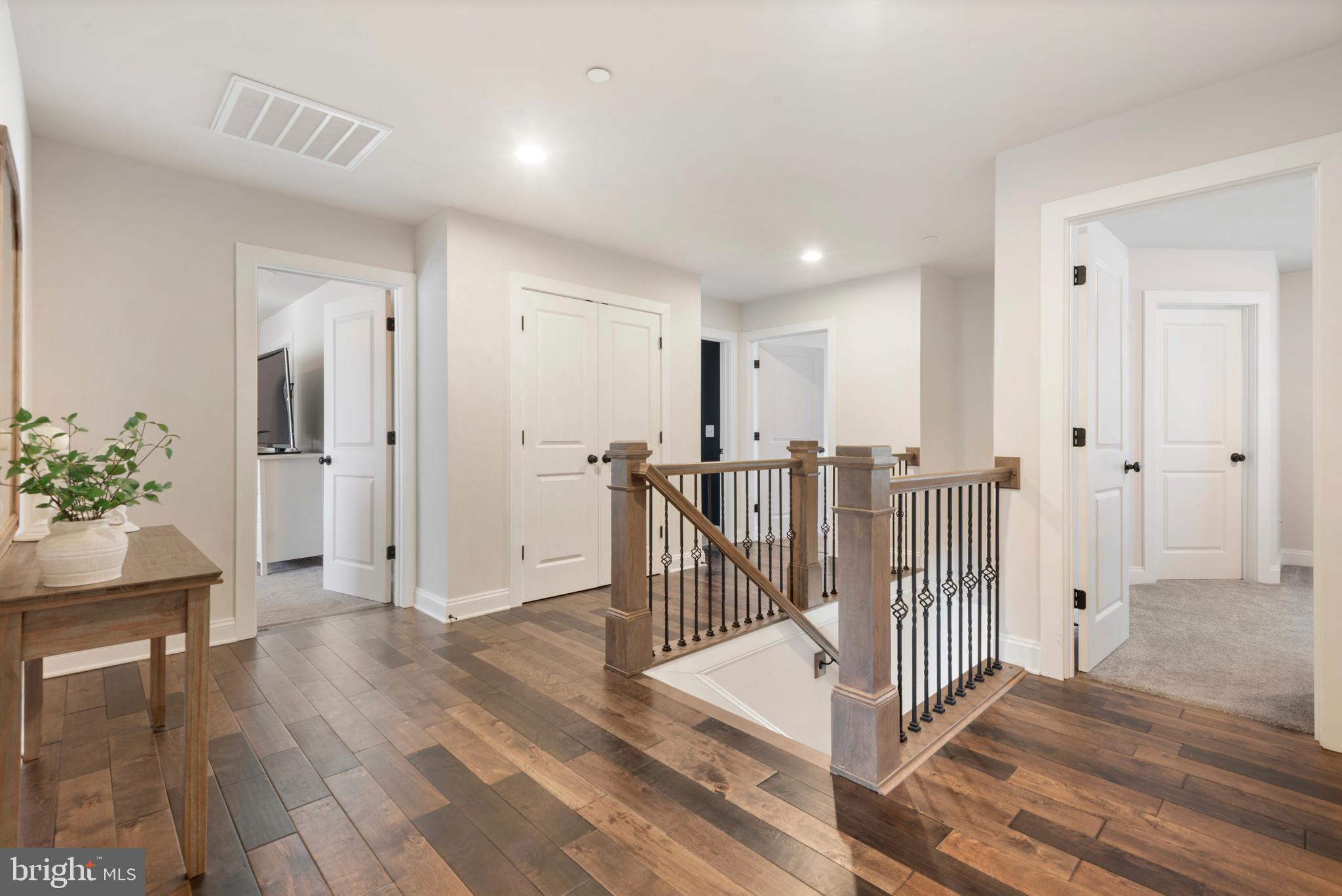 CAPE ST CLAIRE - Residential