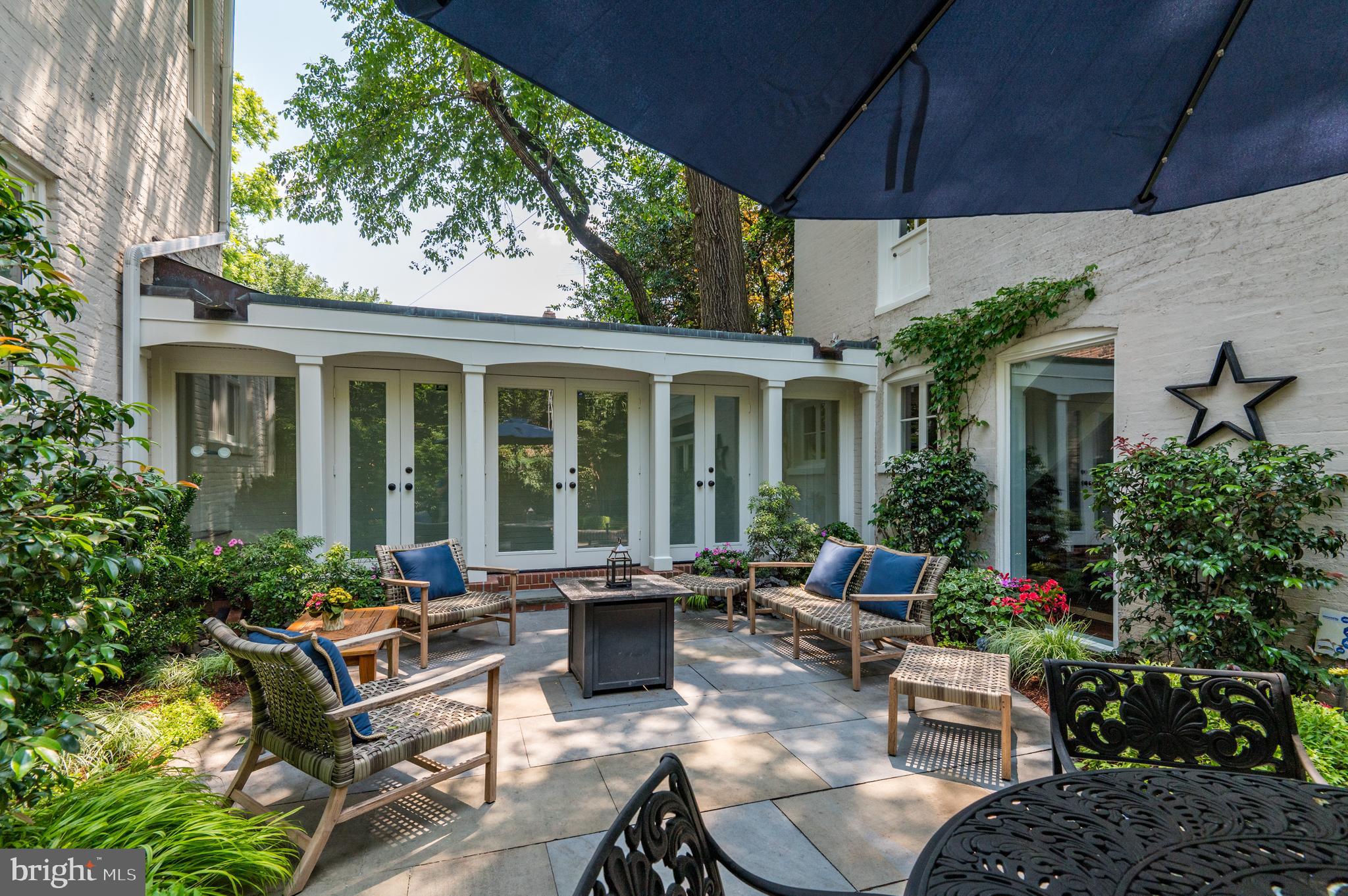 GEORGETOWN - Residential