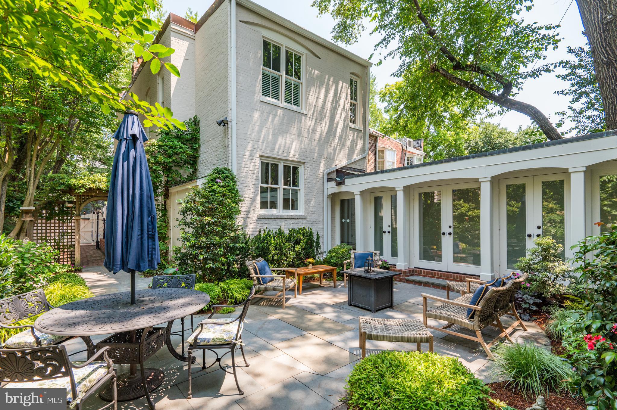 GEORGETOWN - Residential