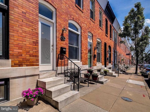 Photo of 721 S Decker Avenue, BALTIMORE, MD 21224 (MLS # MDBA2228424)