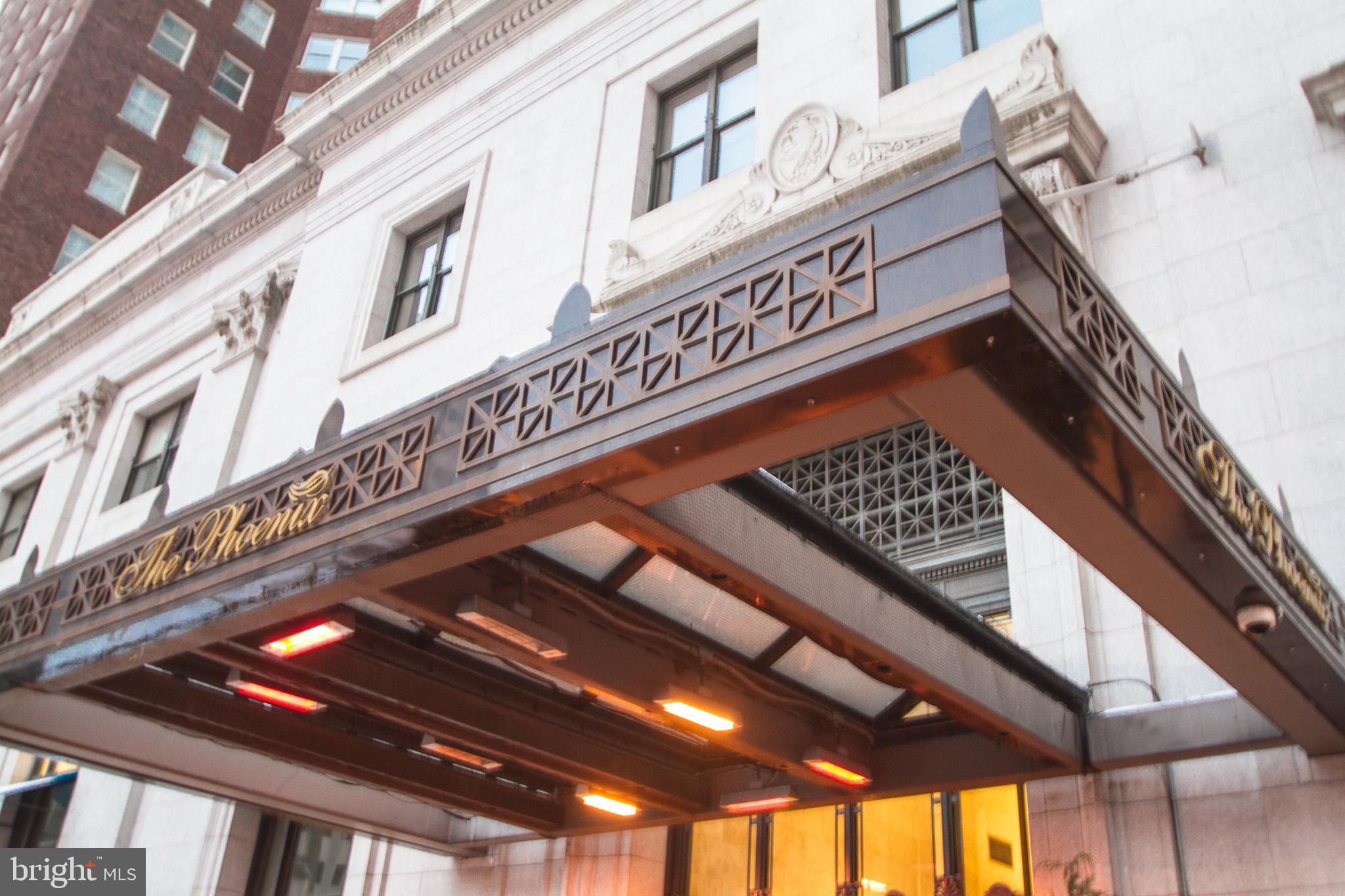 LOGAN SQUARE - Residential