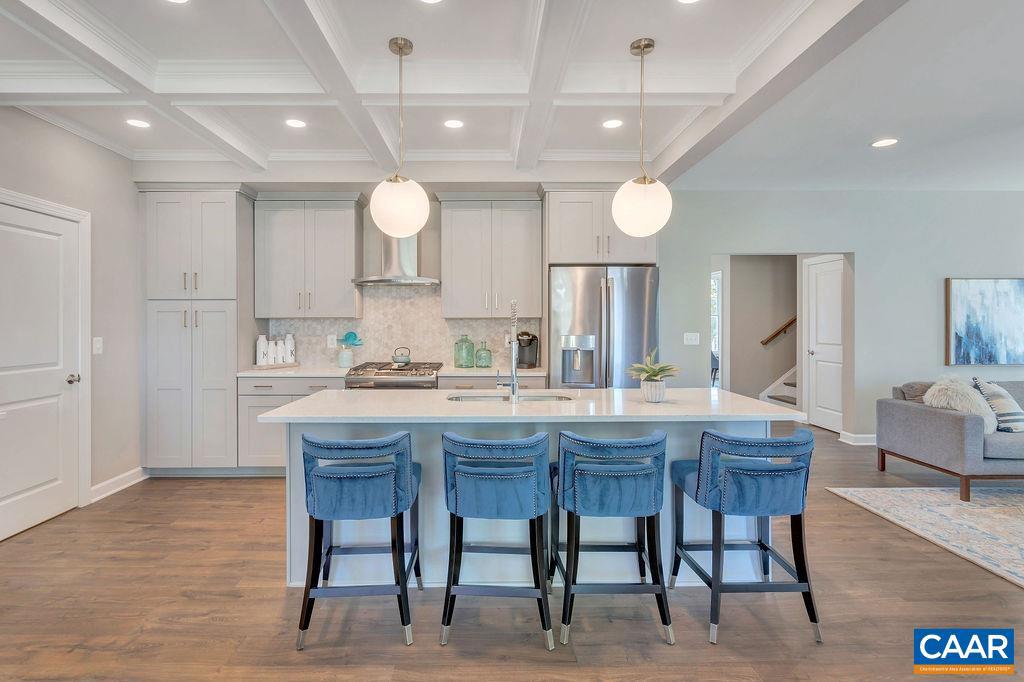 MEADOW BROOK - Residential