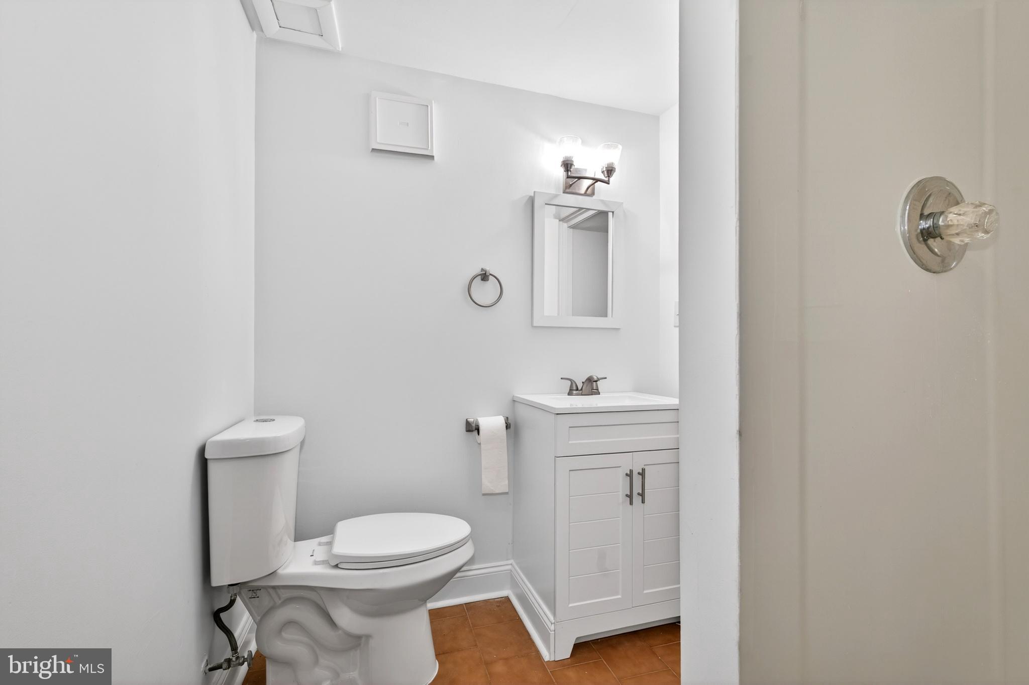 JONATHANS DELIGHT - Residential