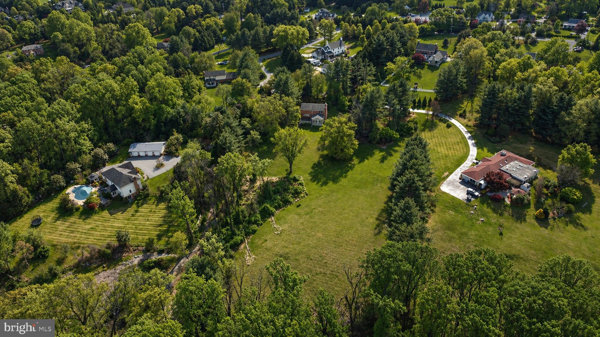 JONATHANS DELIGHT - Residential